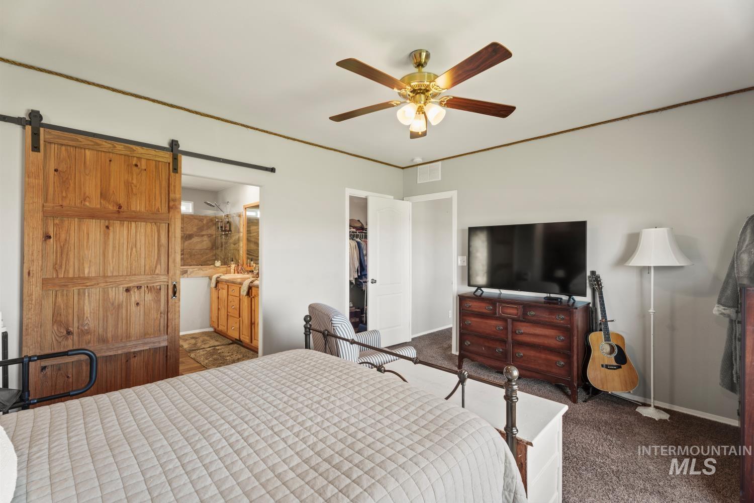 19979 Top Rd, Greenleaf, Idaho 83626-8951, 3 Bedrooms, 2 Bathrooms, Residential For Sale, Price $675,000, 98980023