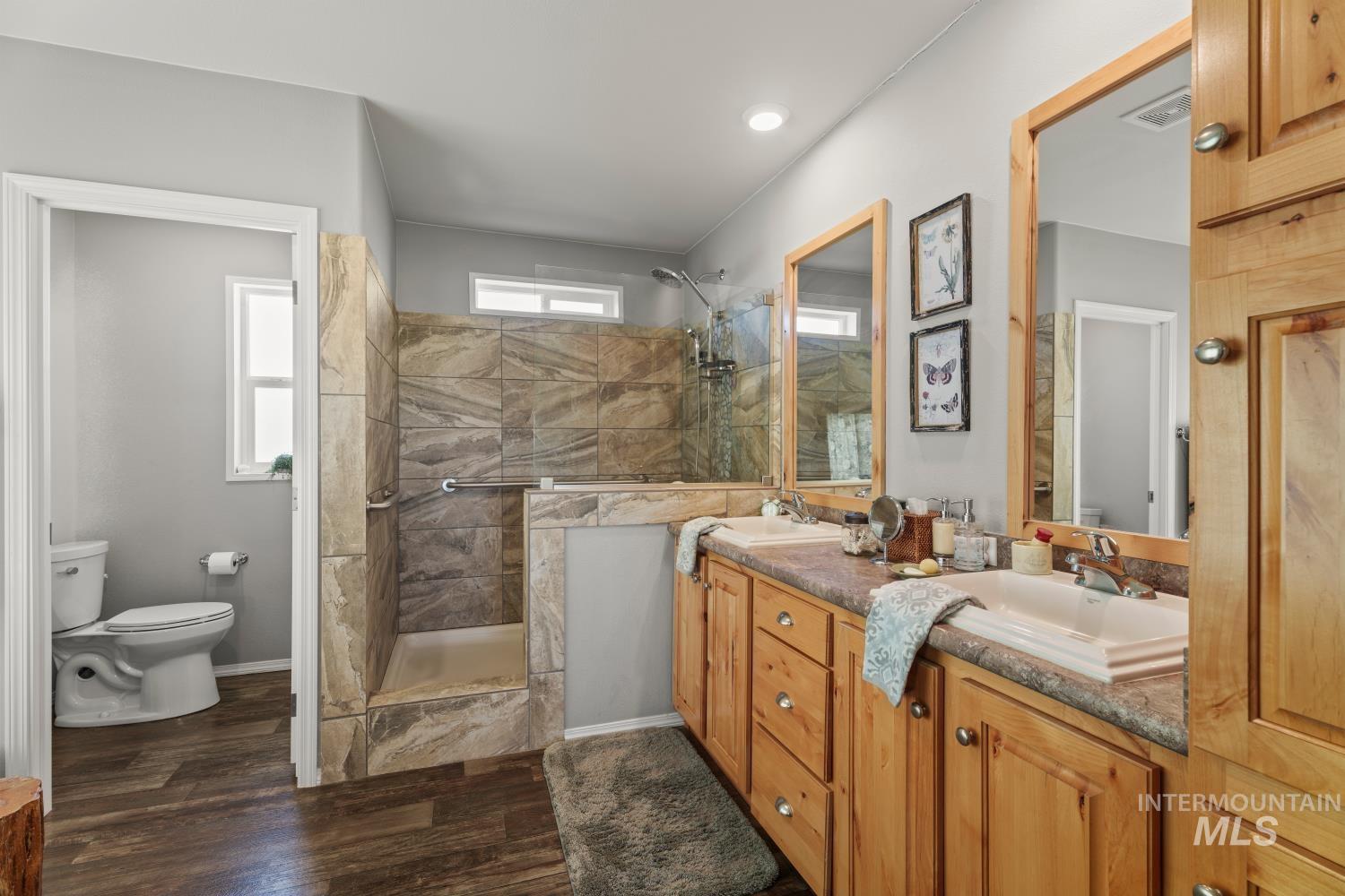 19979 Top Rd, Greenleaf, Idaho 83626-8951, 3 Bedrooms, 2 Bathrooms, Residential For Sale, Price $675,000, 98980023