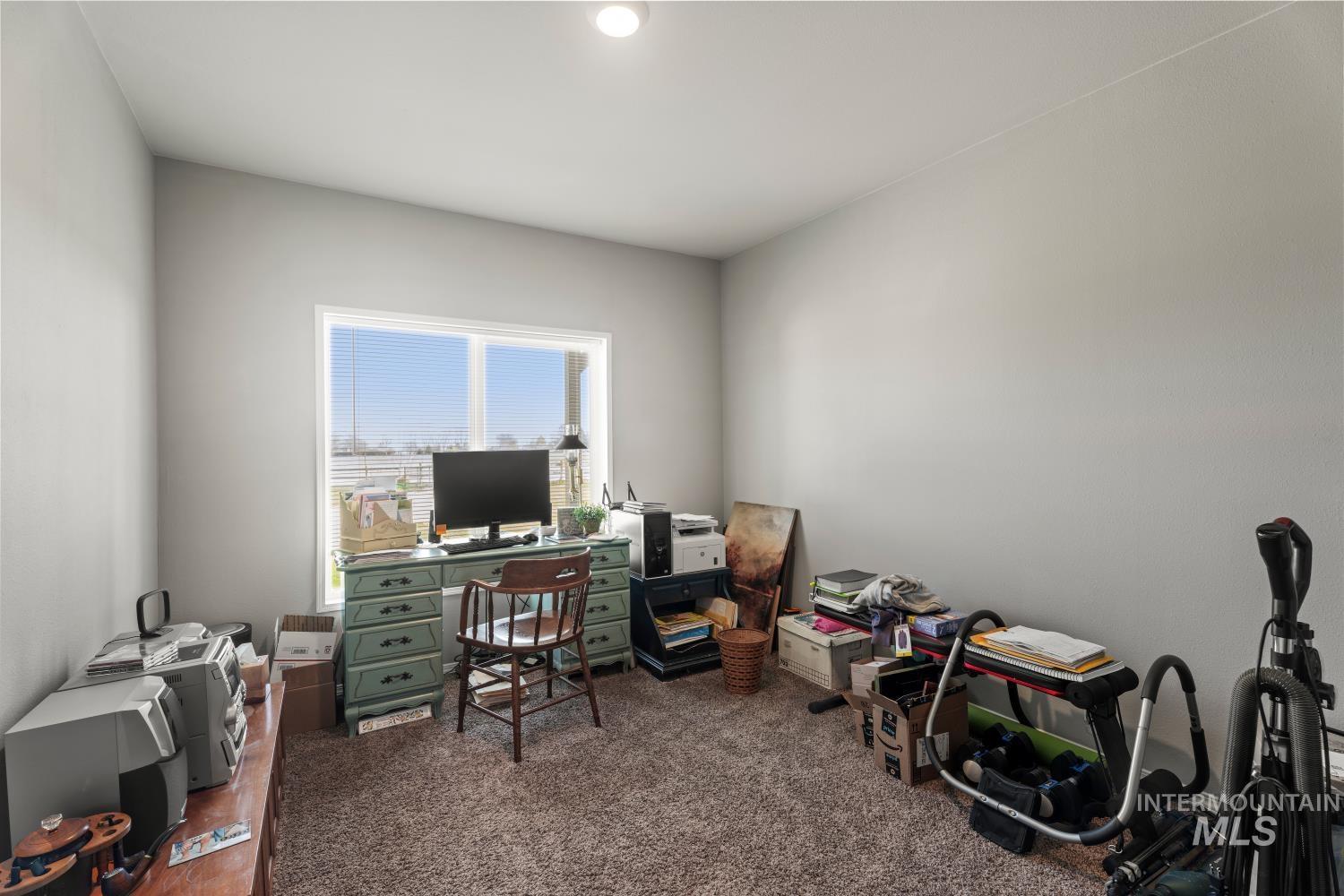 19979 Top Rd, Greenleaf, Idaho 83626-8951, 3 Bedrooms, 2 Bathrooms, Residential For Sale, Price $675,000, 98980023