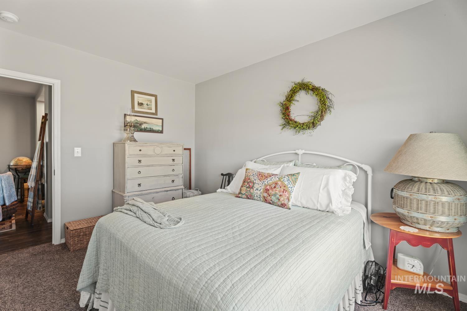 19979 Top Rd, Greenleaf, Idaho 83626-8951, 3 Bedrooms, 2 Bathrooms, Residential For Sale, Price $675,000, 98980023