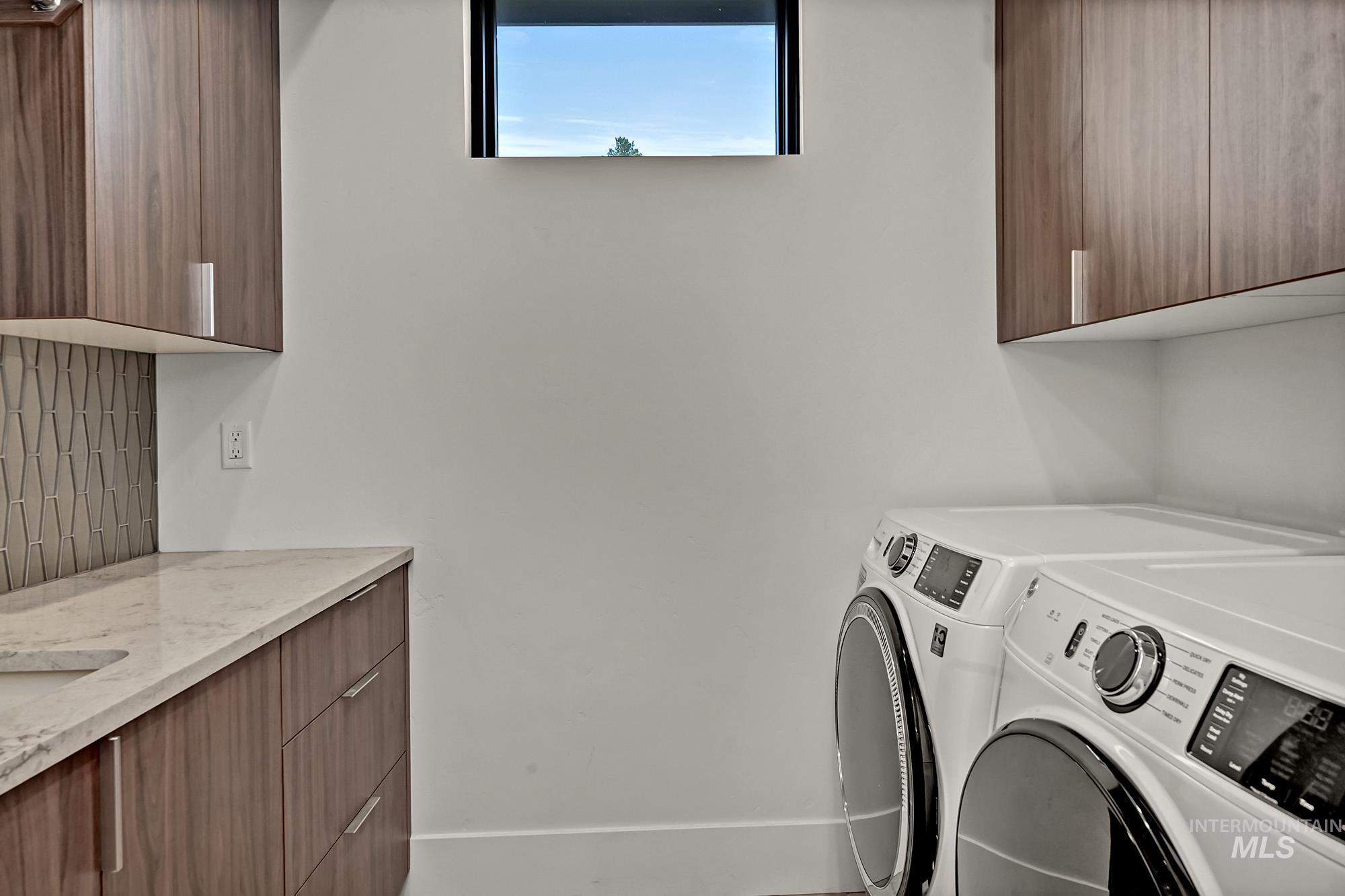 1281 E Chardie Road, Boise, Idaho 83702, 3 Bedrooms, 2.5 Bathrooms, Residential For Sale, Price $1,575,000, 98980026