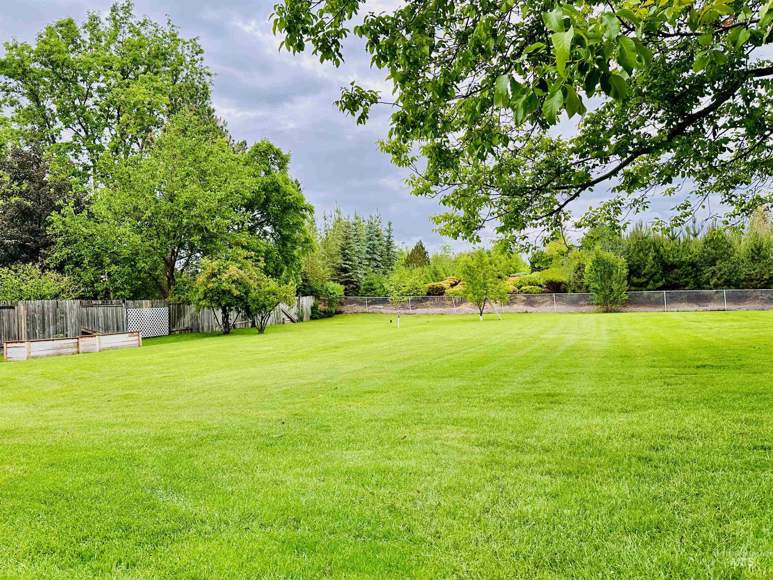 114 Meyer Ave, Nampa, Idaho 83686, 4 Bedrooms, 2 Bathrooms, Residential For Sale, Price $419,900,MLS 98980027