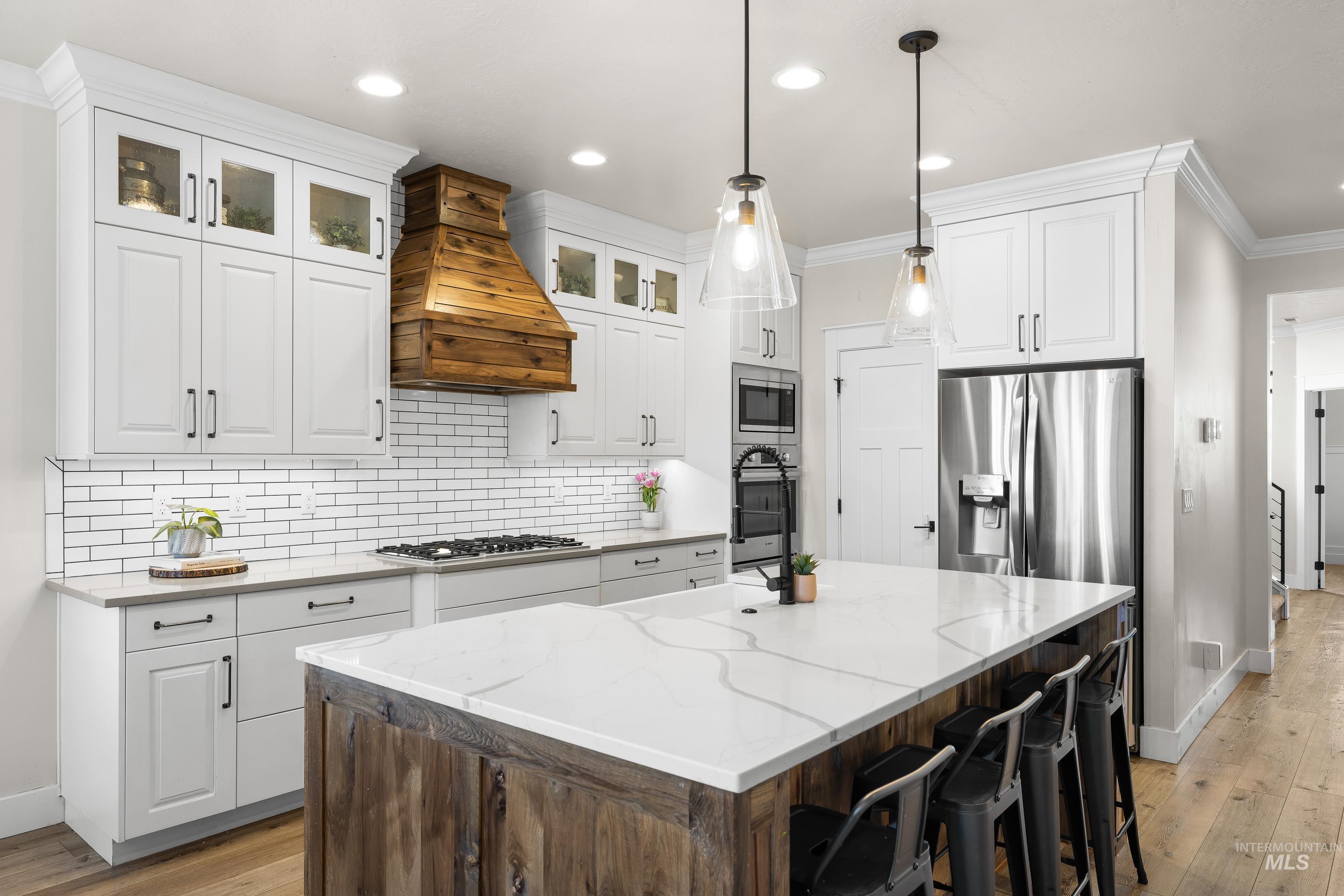 1765 N Highbury Way, Eagle, Idaho 83616, 5 Bedrooms, 2.5 Bathrooms, Residential For Sale, Price $1,100,000,MLS 98980030