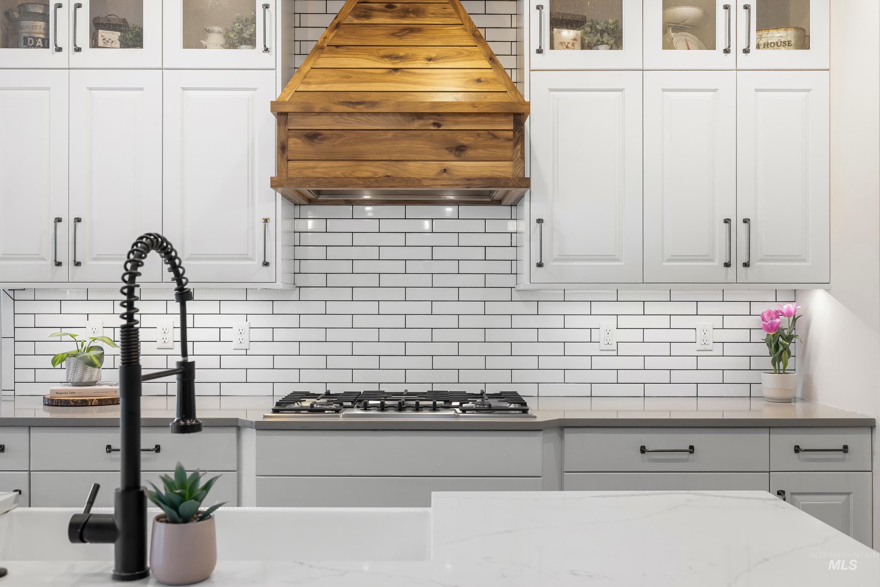 1765 N Highbury Way, Eagle, Idaho 83616, 5 Bedrooms, 2.5 Bathrooms, Residential For Sale, Price $1,100,000,MLS 98980030