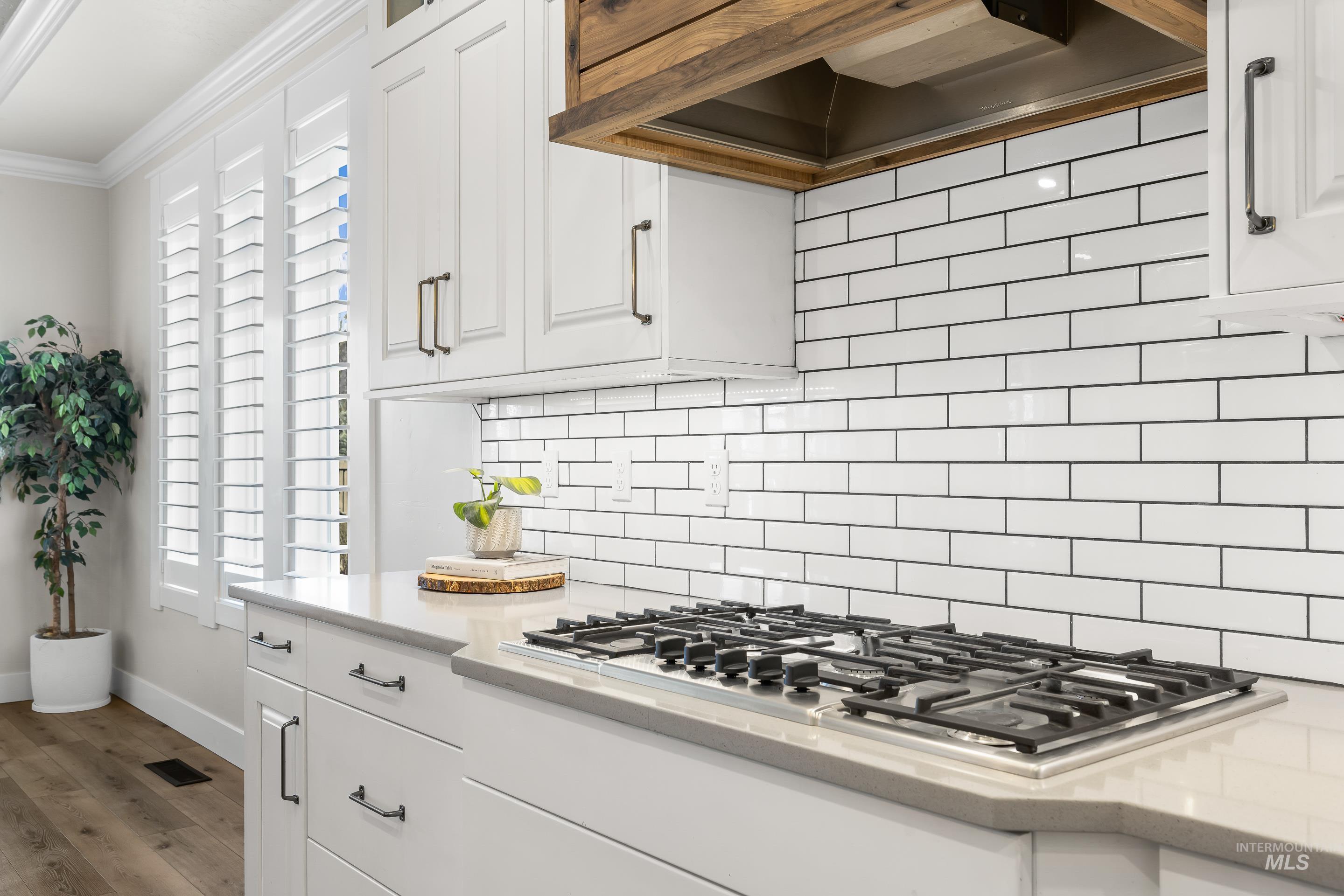 1765 N Highbury Way, Eagle, Idaho 83616, 5 Bedrooms, 2.5 Bathrooms, Residential For Sale, Price $1,100,000,MLS 98980030