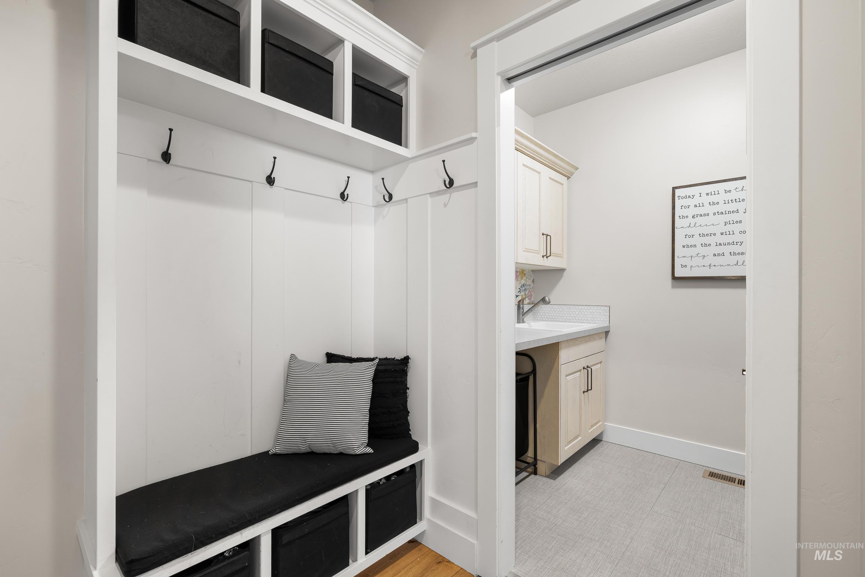 1765 N Highbury Way, Eagle, Idaho 83616, 5 Bedrooms, 2.5 Bathrooms, Residential For Sale, Price $1,100,000,MLS 98980030