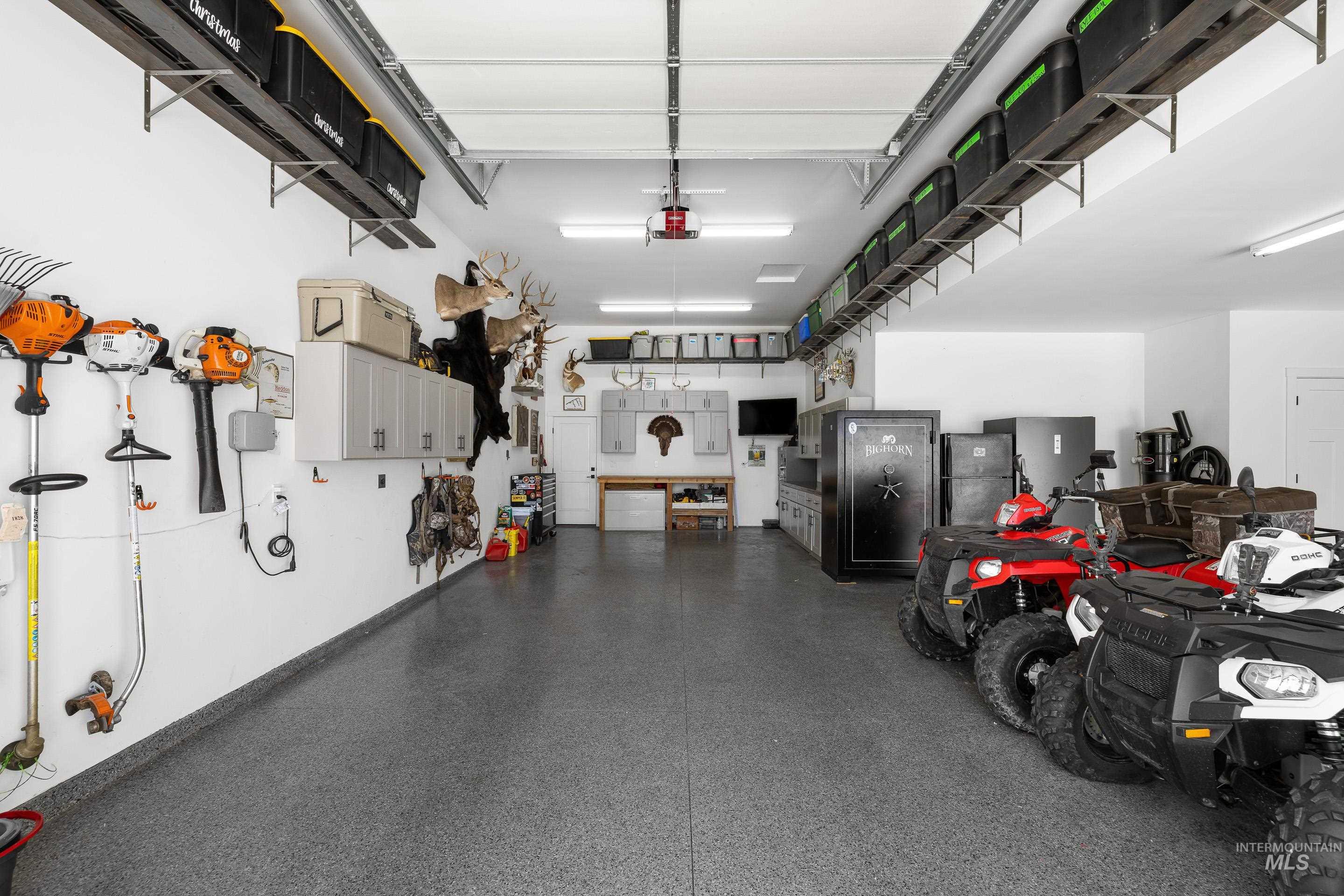 1765 N Highbury Way, Eagle, Idaho 83616, 5 Bedrooms, 2.5 Bathrooms, Residential For Sale, Price $1,100,000,MLS 98980030