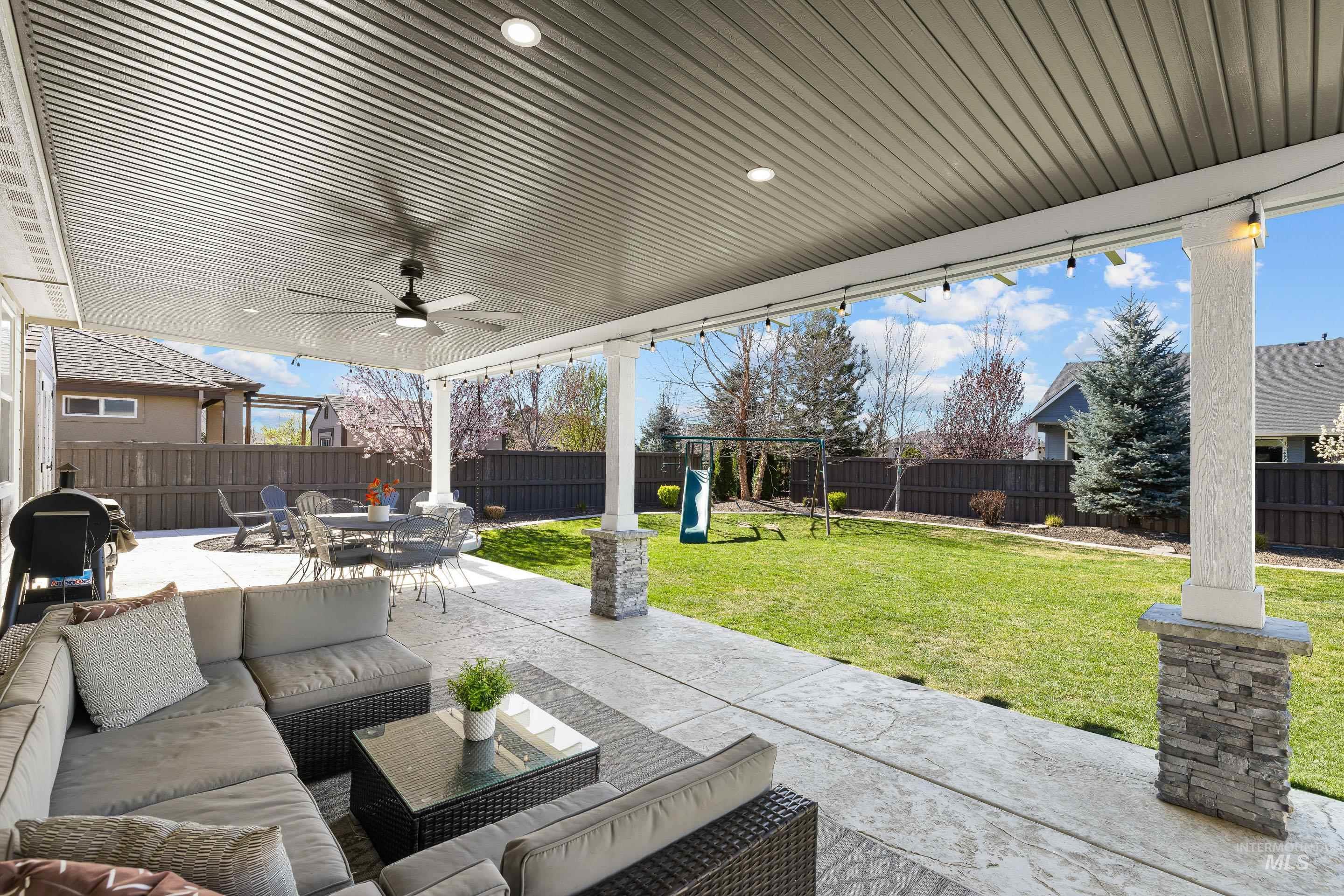 1765 N Highbury Way, Eagle, Idaho 83616, 5 Bedrooms, 2.5 Bathrooms, Residential For Sale, Price $1,100,000,MLS 98980030