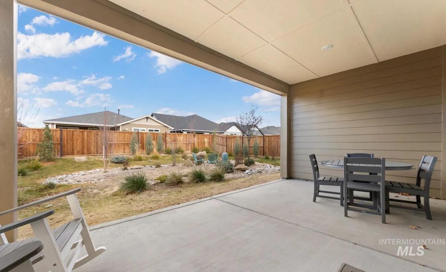 11972 W Wellness Lane, Kuna, Idaho 83634, 2 Bedrooms, 2 Bathrooms, Residential For Sale, Price $518,900,MLS 98980031