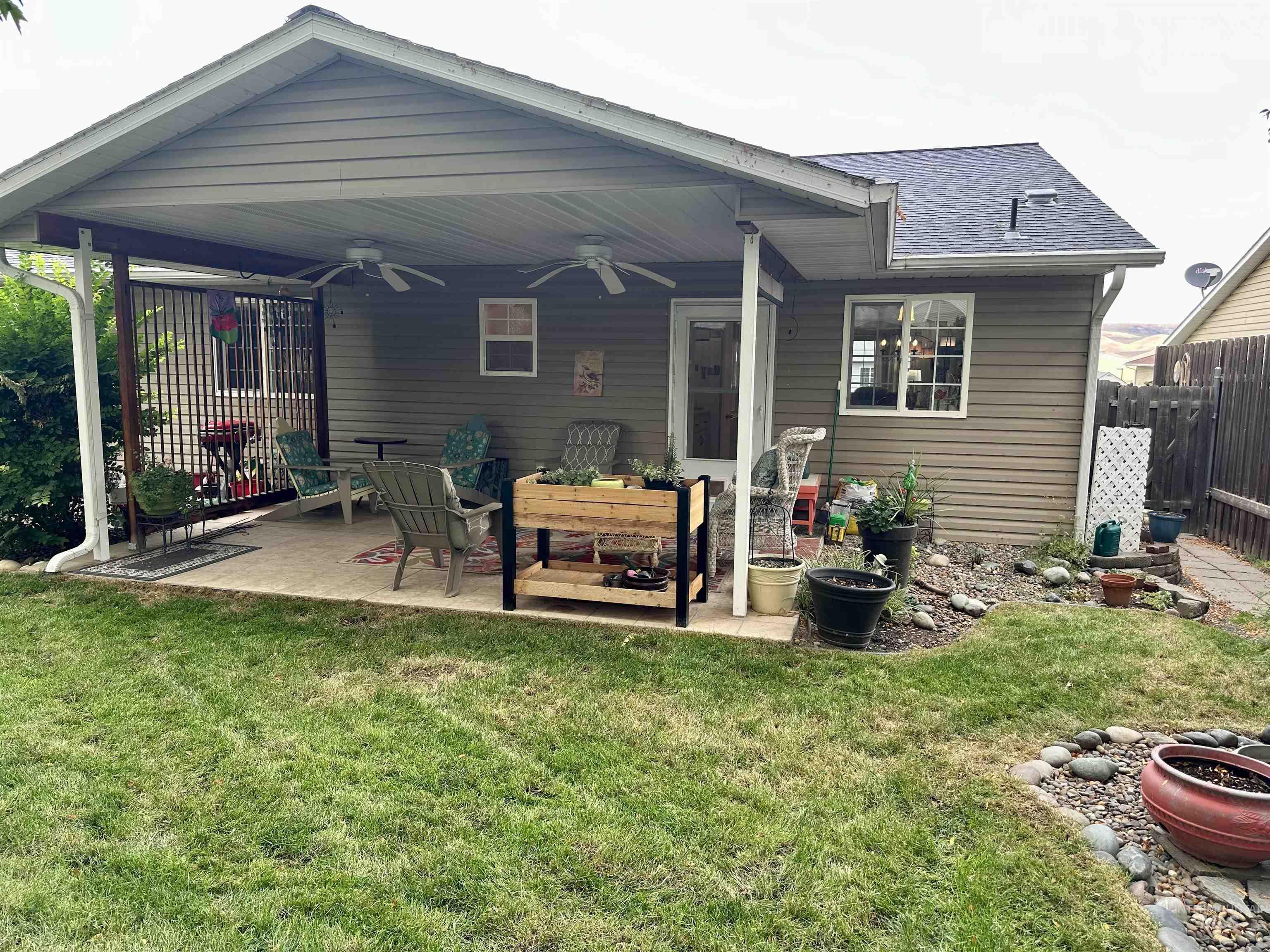 830 Cypress St, Lewiston, Idaho 83501, 2 Bedrooms, 2 Bathrooms, Residential For Sale, Price $389,000,MLS 98980032