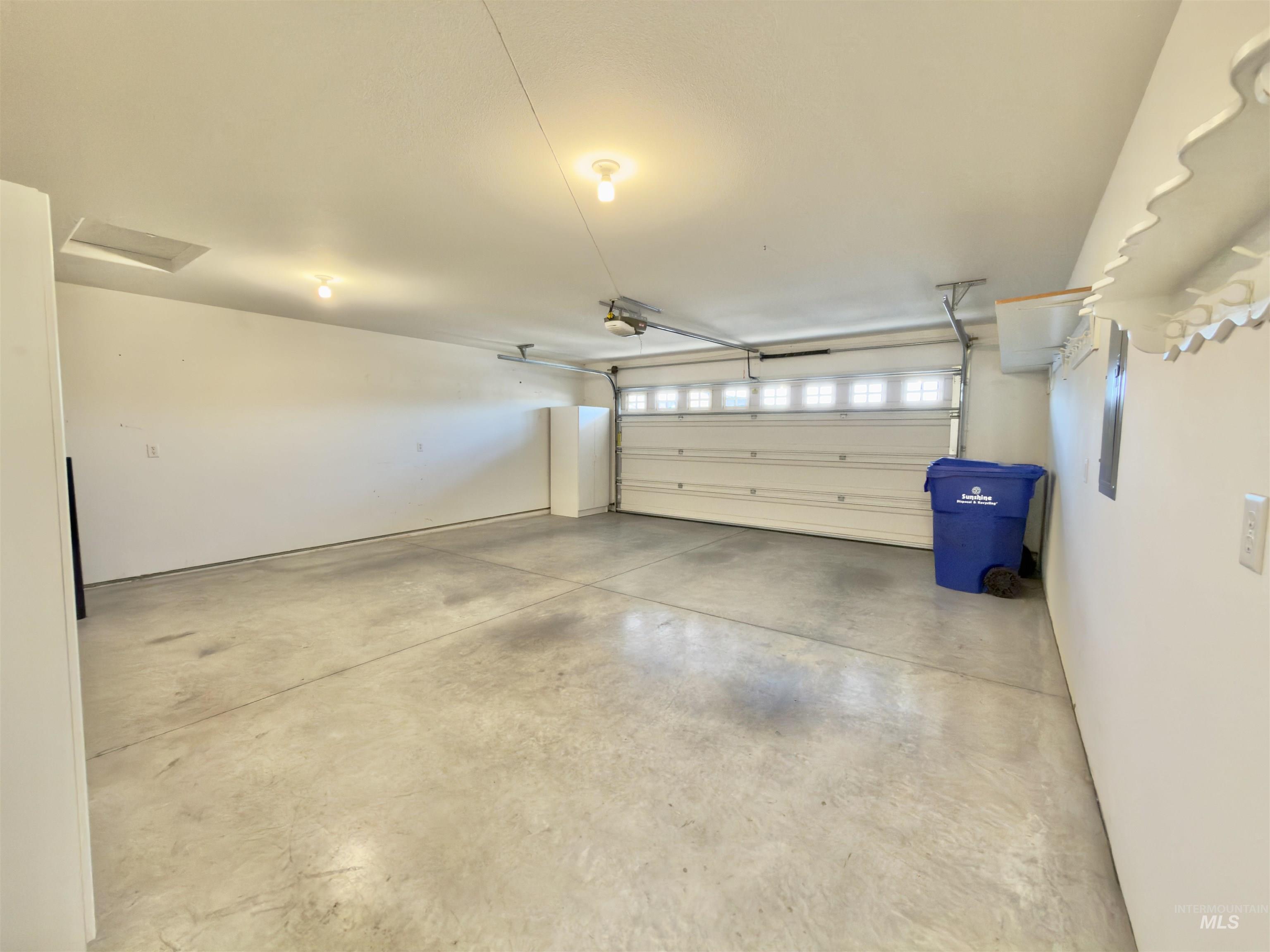 830 Cypress St, Lewiston, Idaho 83501, 2 Bedrooms, 2 Bathrooms, Residential For Sale, Price $389,000,MLS 98980032