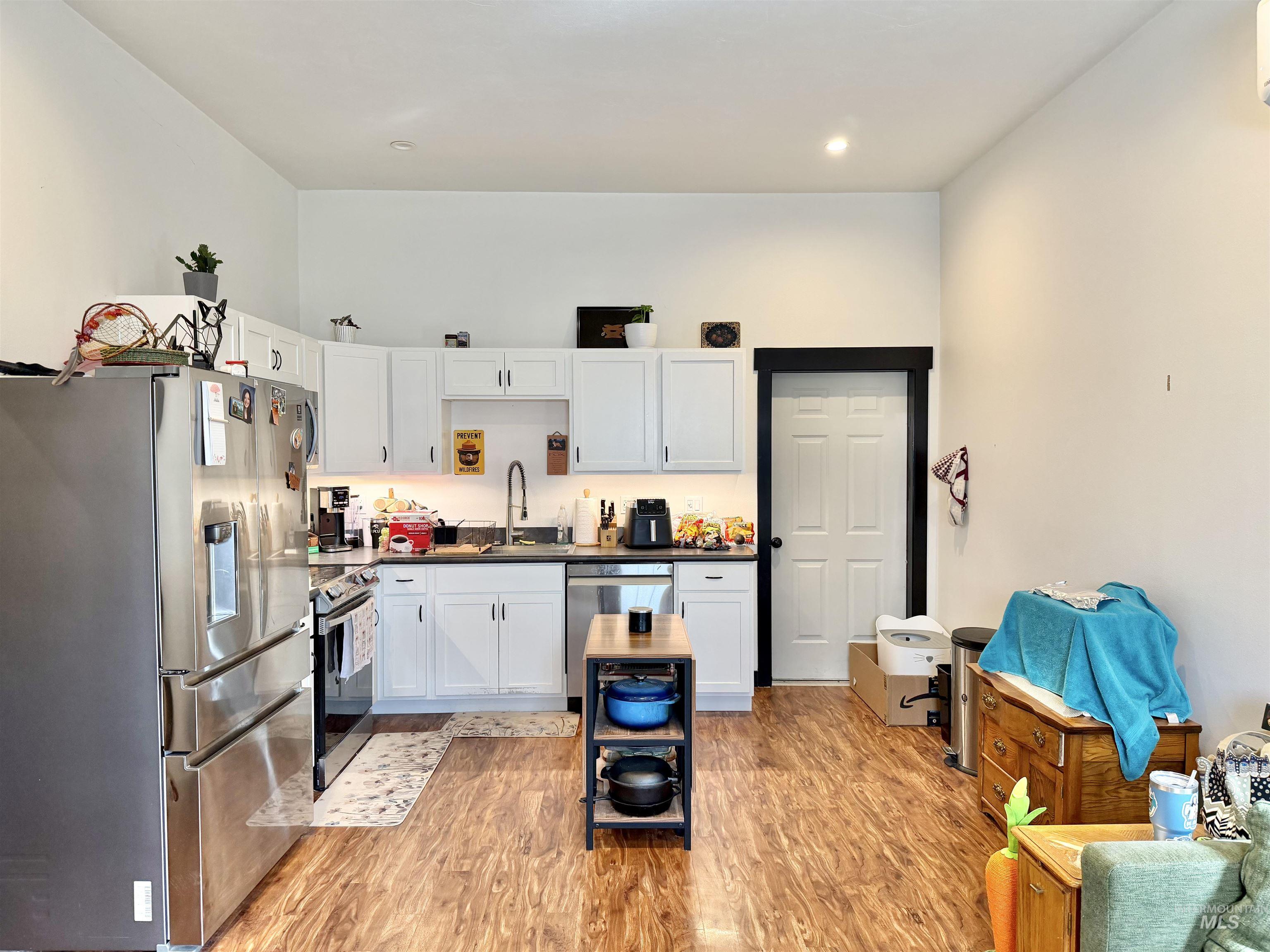 3401 14th Street, Lewiston, Idaho 83501, 3 Bedrooms, 3 Bathrooms, Residential Income For Sale, Price $599,000, 98980034