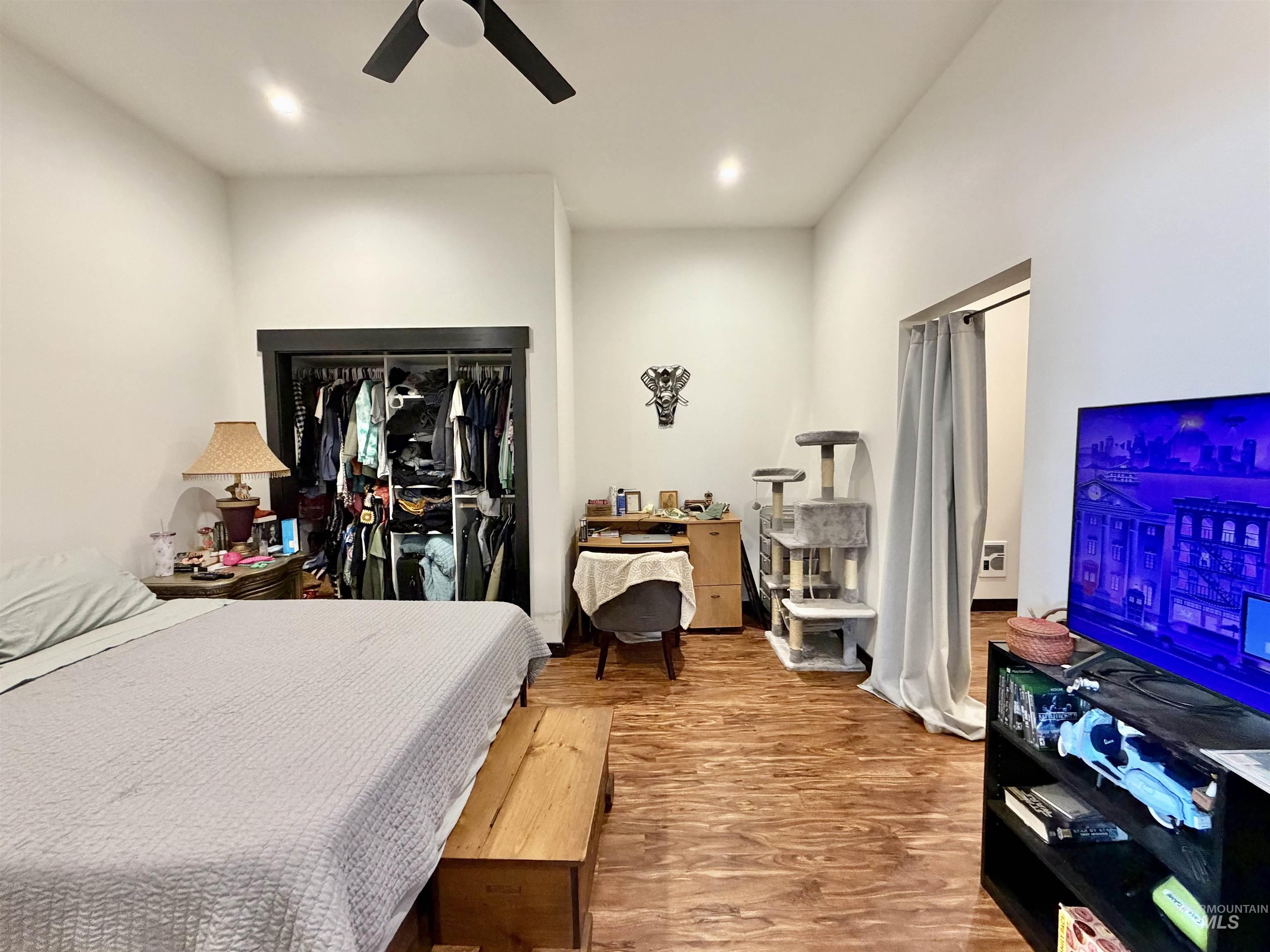 3401 14th Street, Lewiston, Idaho 83501, 3 Bedrooms, 3 Bathrooms, Residential Income For Sale, Price $599,000, 98980034