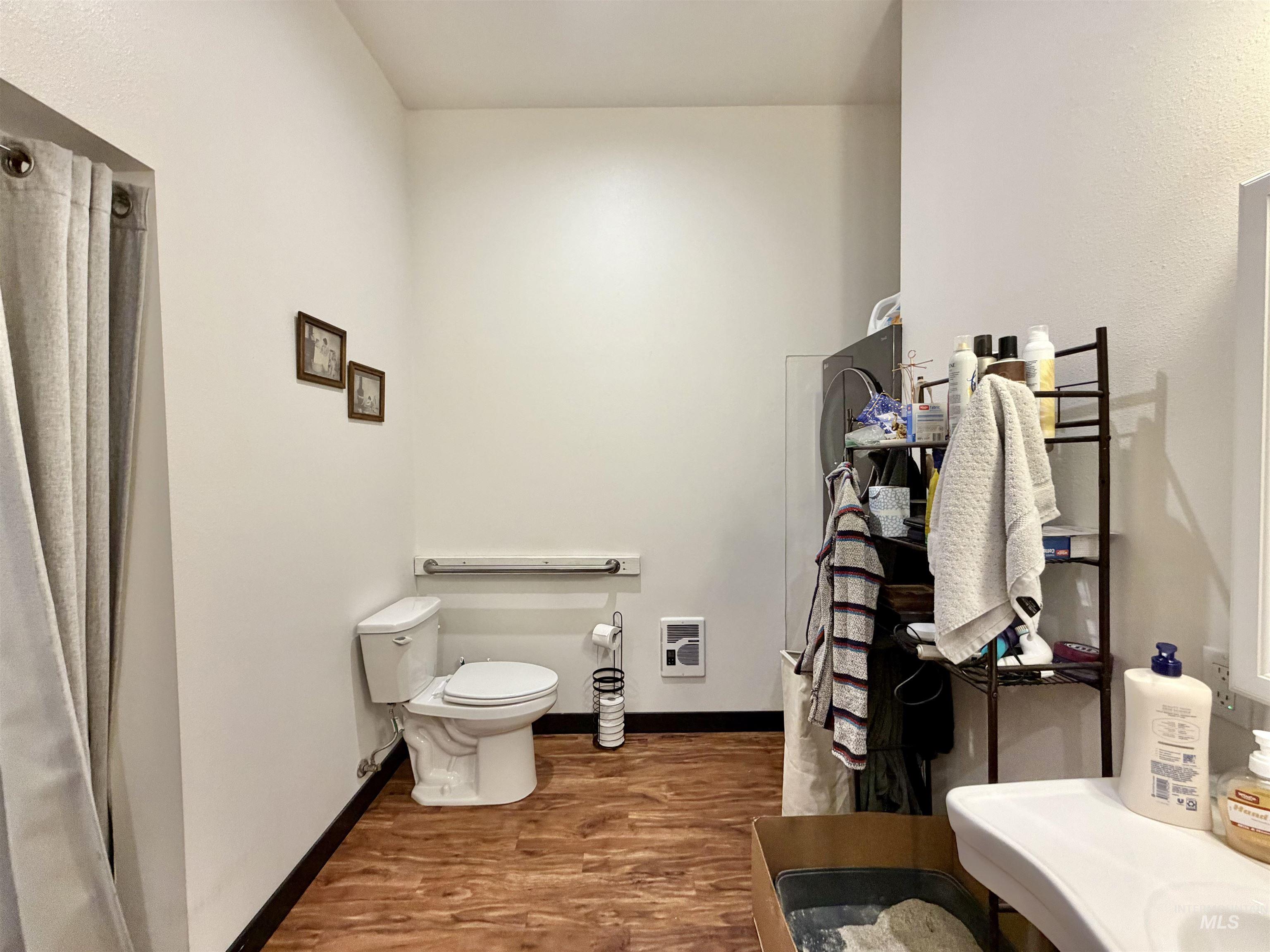 3401 14th Street, Lewiston, Idaho 83501, 3 Bedrooms, 3 Bathrooms, Residential Income For Sale, Price $599,000, 98980034