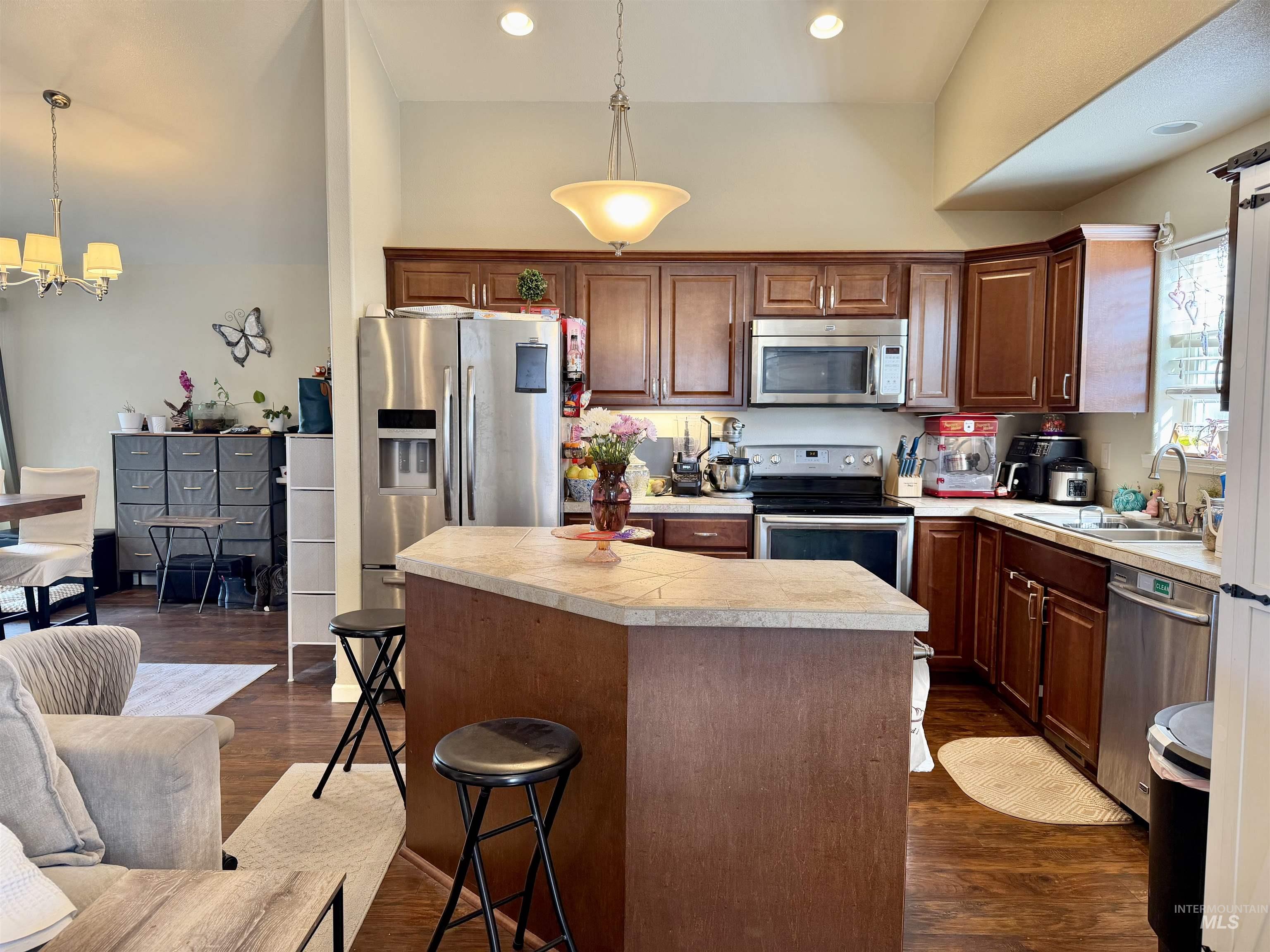 3401 14th St, Lewiston, Idaho 83501, 4 Bedrooms, 4 Bathrooms, Residential For Sale, Price $599,000, 98980035