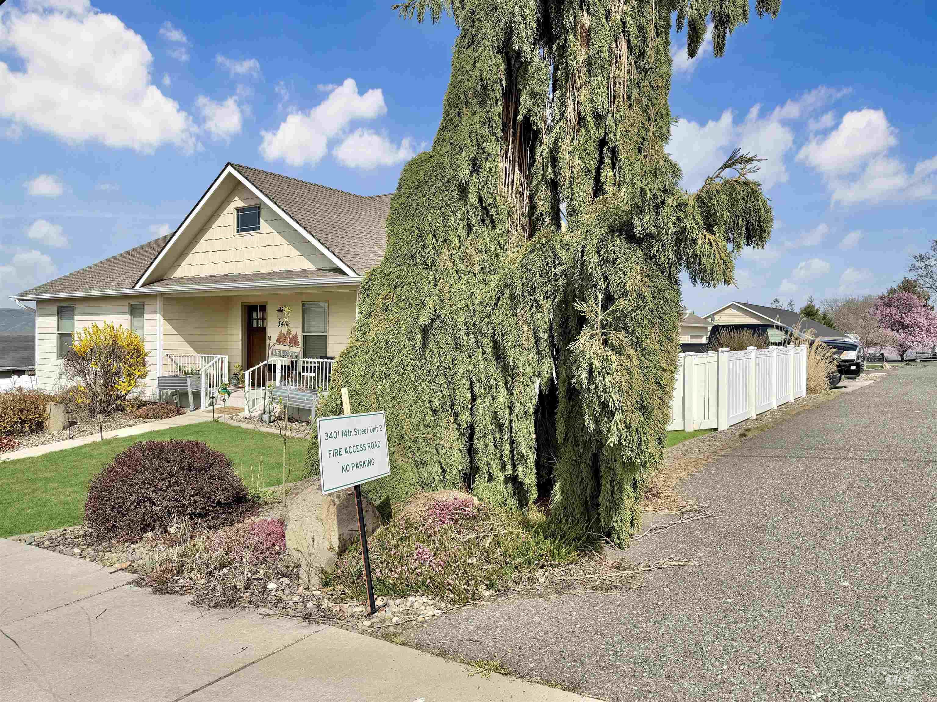 3401 14th St, Lewiston, Idaho 83501, 4 Bedrooms, 4 Bathrooms, Residential For Sale, Price $599,000, 98980035