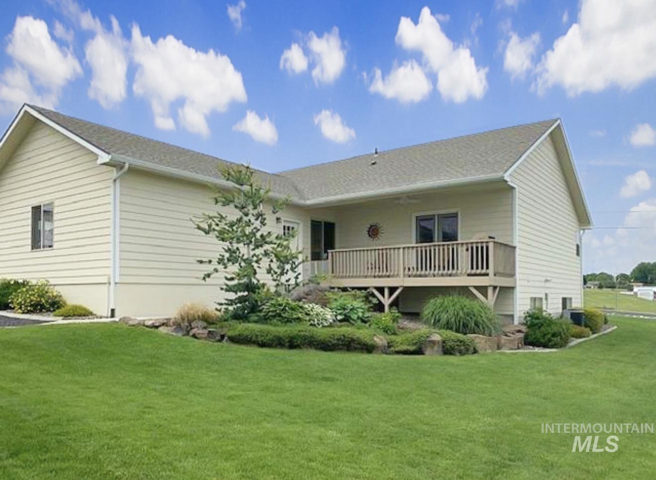 3401 14th St, Lewiston, Idaho 83501, 4 Bedrooms, 4 Bathrooms, Residential For Sale, Price $599,000, 98980035