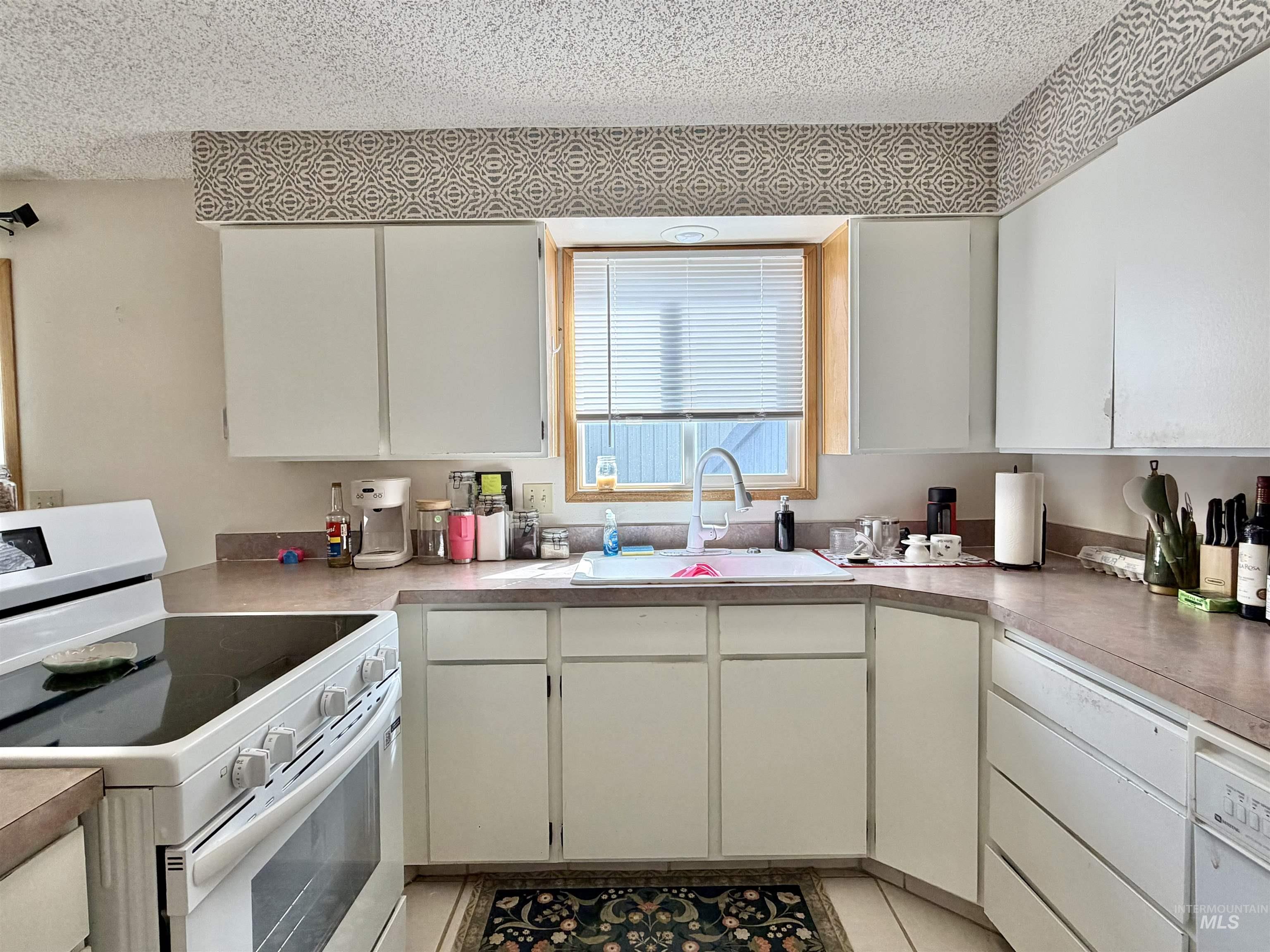 630 Preston Ave, Lewiston, Idaho 83501, 3 Bedrooms, 2 Bathrooms, Residential Income For Sale, Price $515,000, 98980036