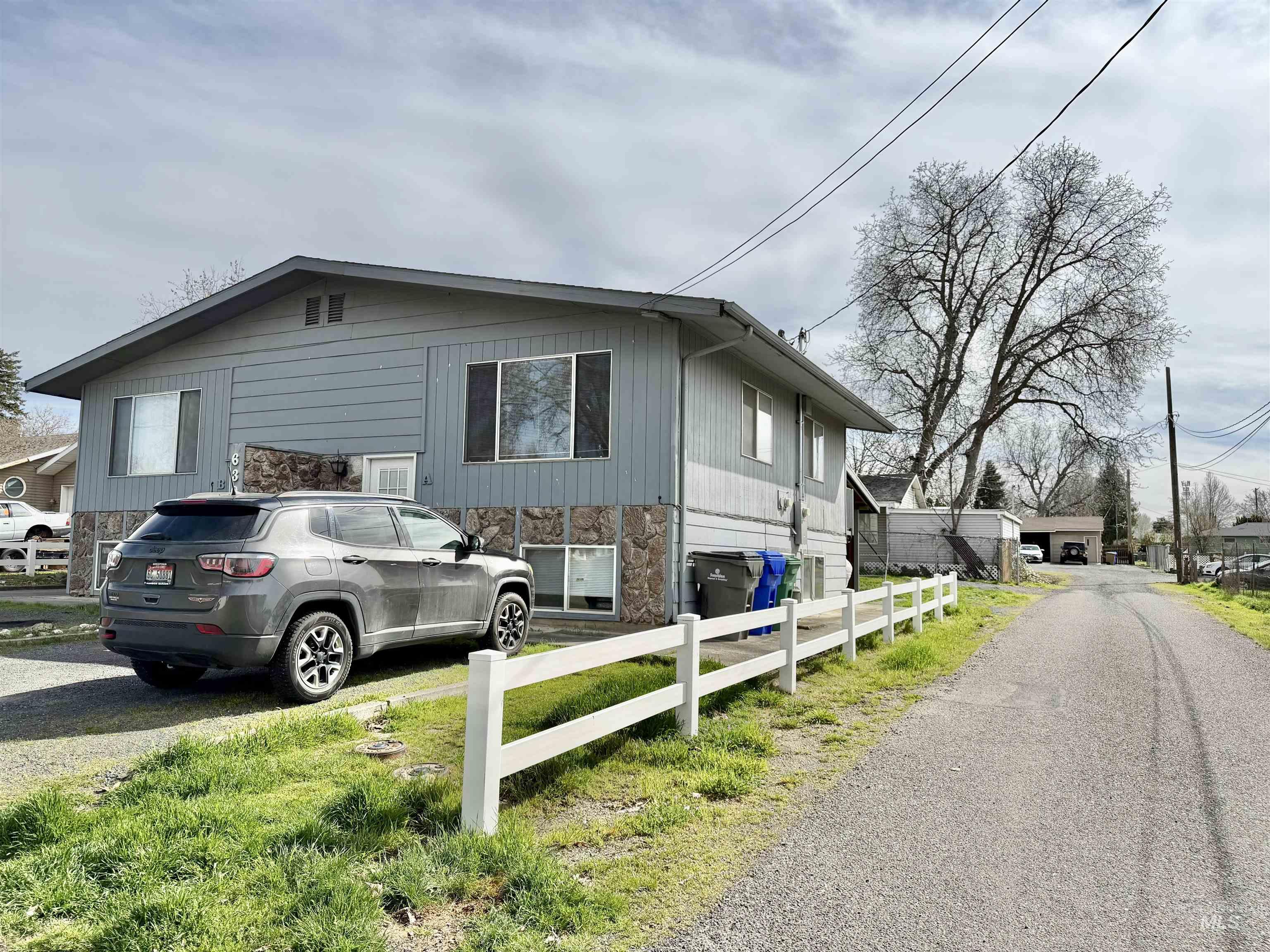 630 Preston Ave, Lewiston, Idaho 83501, 3 Bedrooms, 2 Bathrooms, Residential Income For Sale, Price $515,000, 98980036
