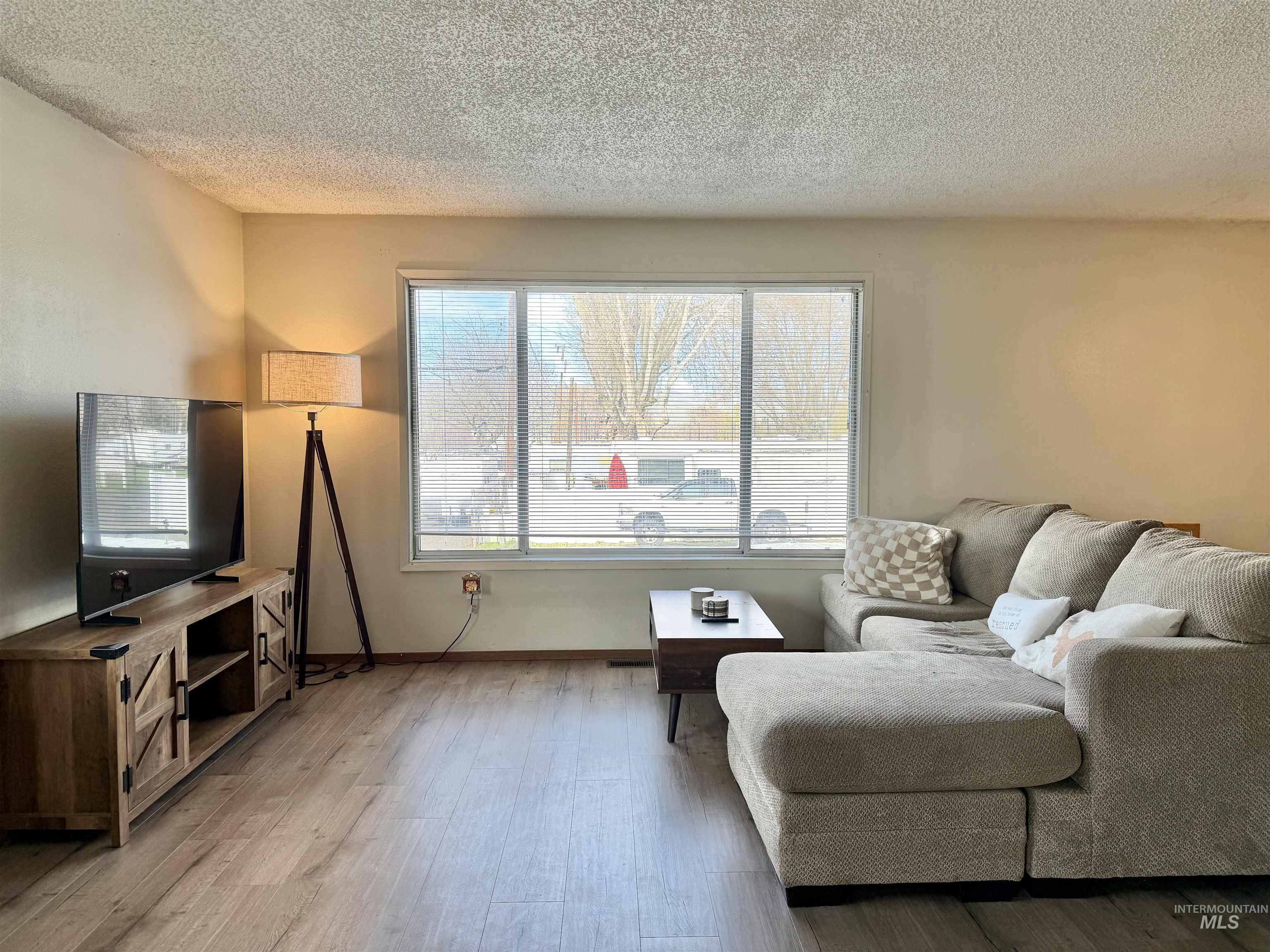 630 Preston Ave, Lewiston, Idaho 83501, 3 Bedrooms, 2 Bathrooms, Residential Income For Sale, Price $515,000, 98980036