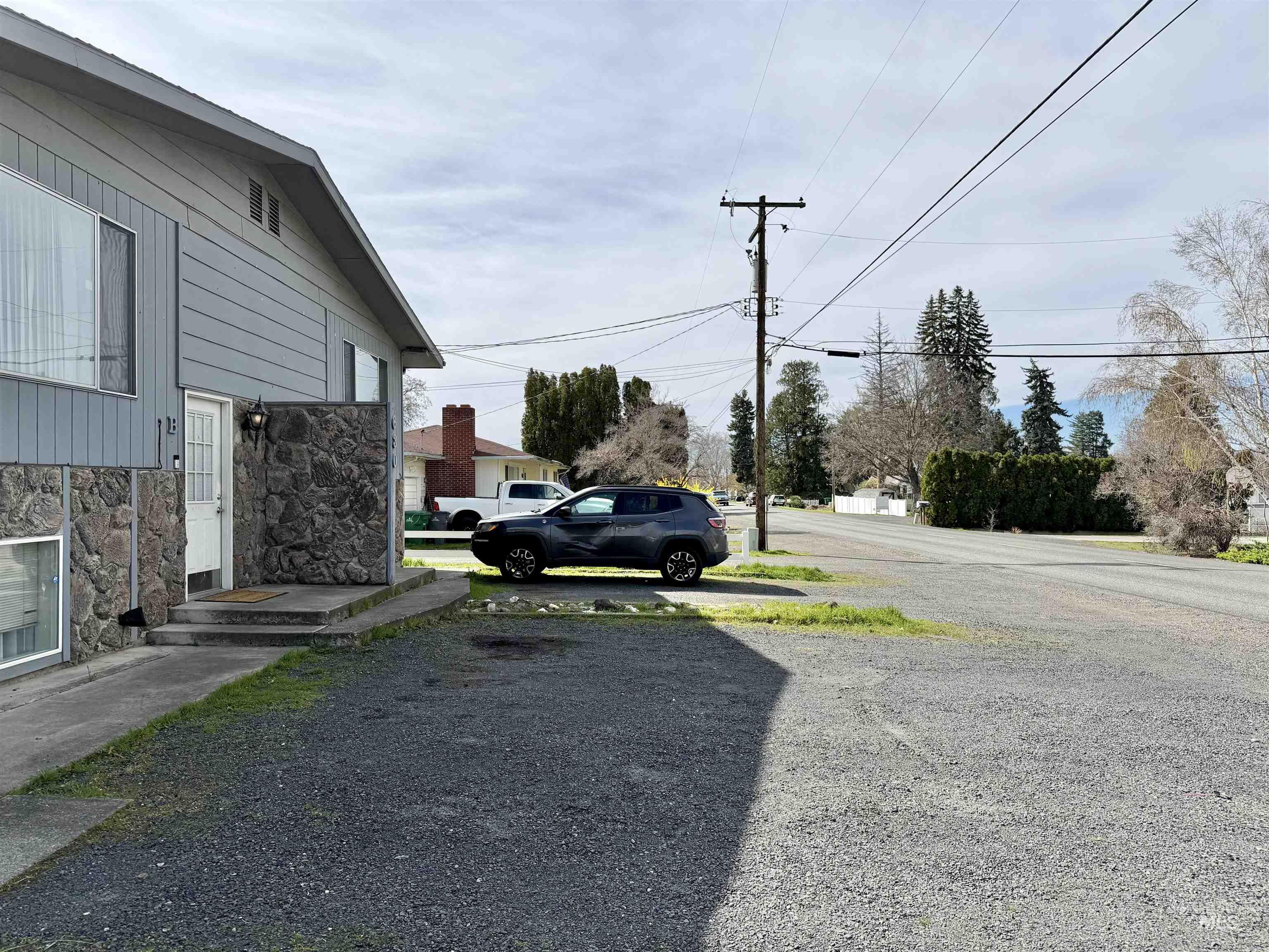 630 Preston Ave, Lewiston, Idaho 83501, 3 Bedrooms, 2 Bathrooms, Residential Income For Sale, Price $515,000, 98980036