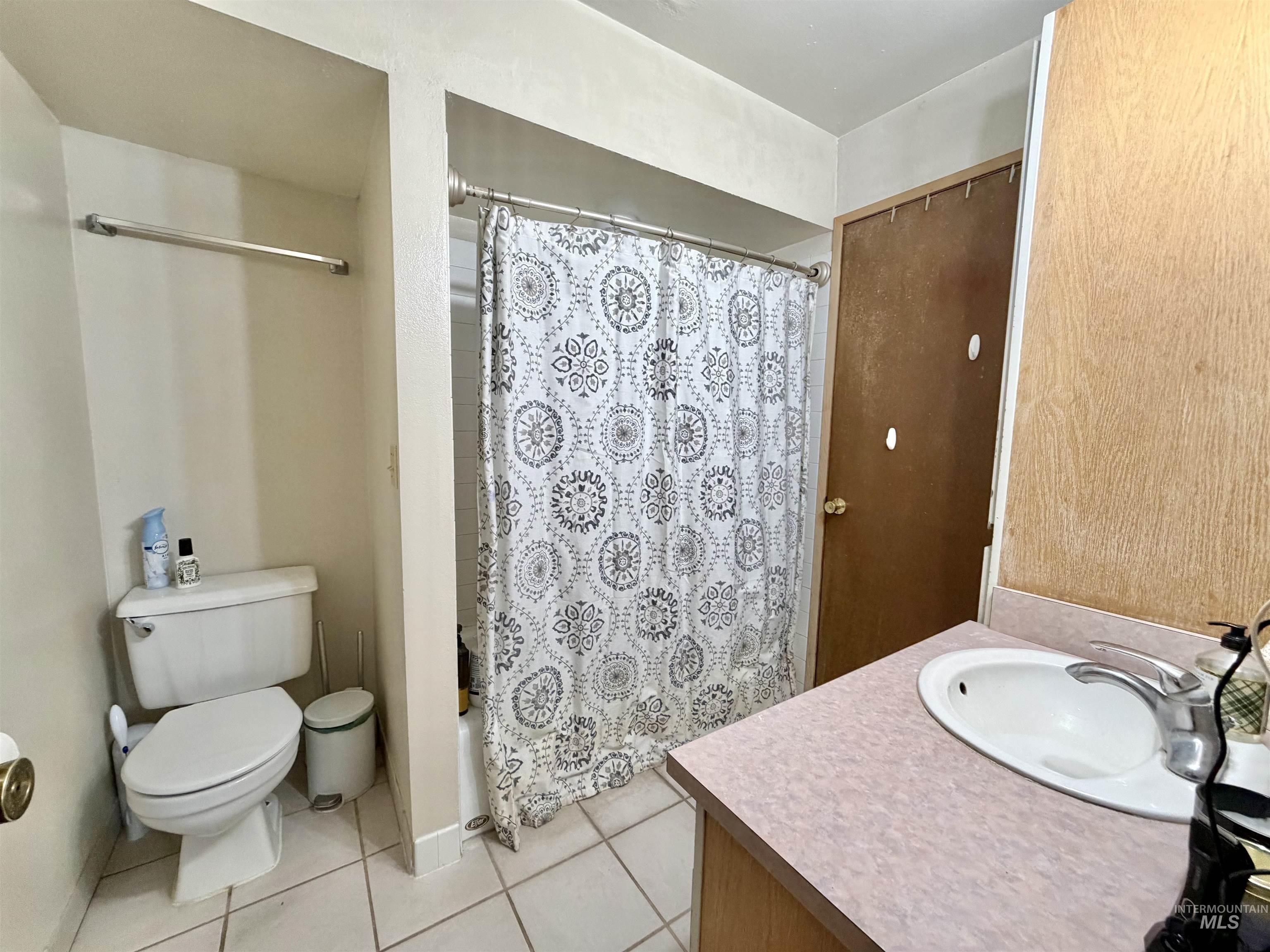 630 Preston Ave, Lewiston, Idaho 83501, 3 Bedrooms, 2 Bathrooms, Residential Income For Sale, Price $515,000, 98980036