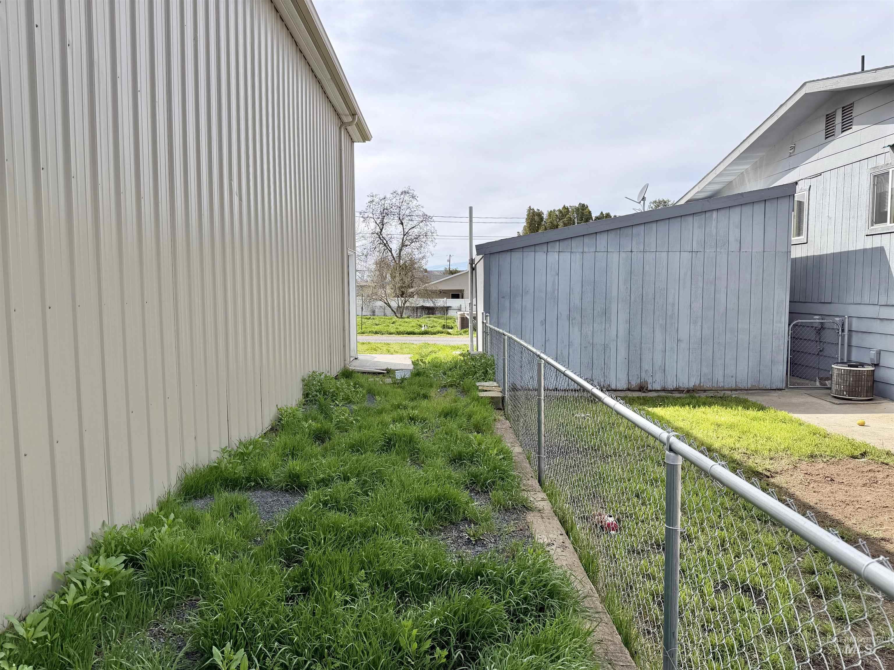 630 Preston Ave, Lewiston, Idaho 83501, 3 Bedrooms, 2 Bathrooms, Residential Income For Sale, Price $515,000, 98980036