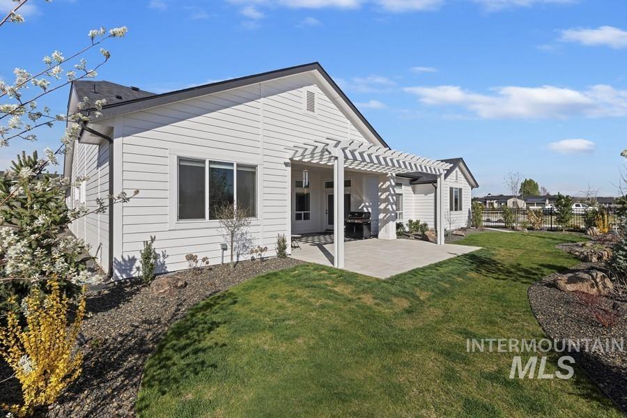 280 N Boulder Ridge Way, Eagle, Idaho 83616, 4 Bedrooms, 3 Bathrooms, Residential For Sale, Price $1,090,000, 98980037