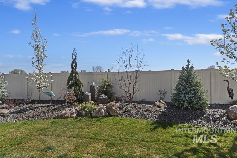 280 N Boulder Ridge Way, Eagle, Idaho 83616, 4 Bedrooms, 3 Bathrooms, Residential For Sale, Price $1,090,000, 98980037