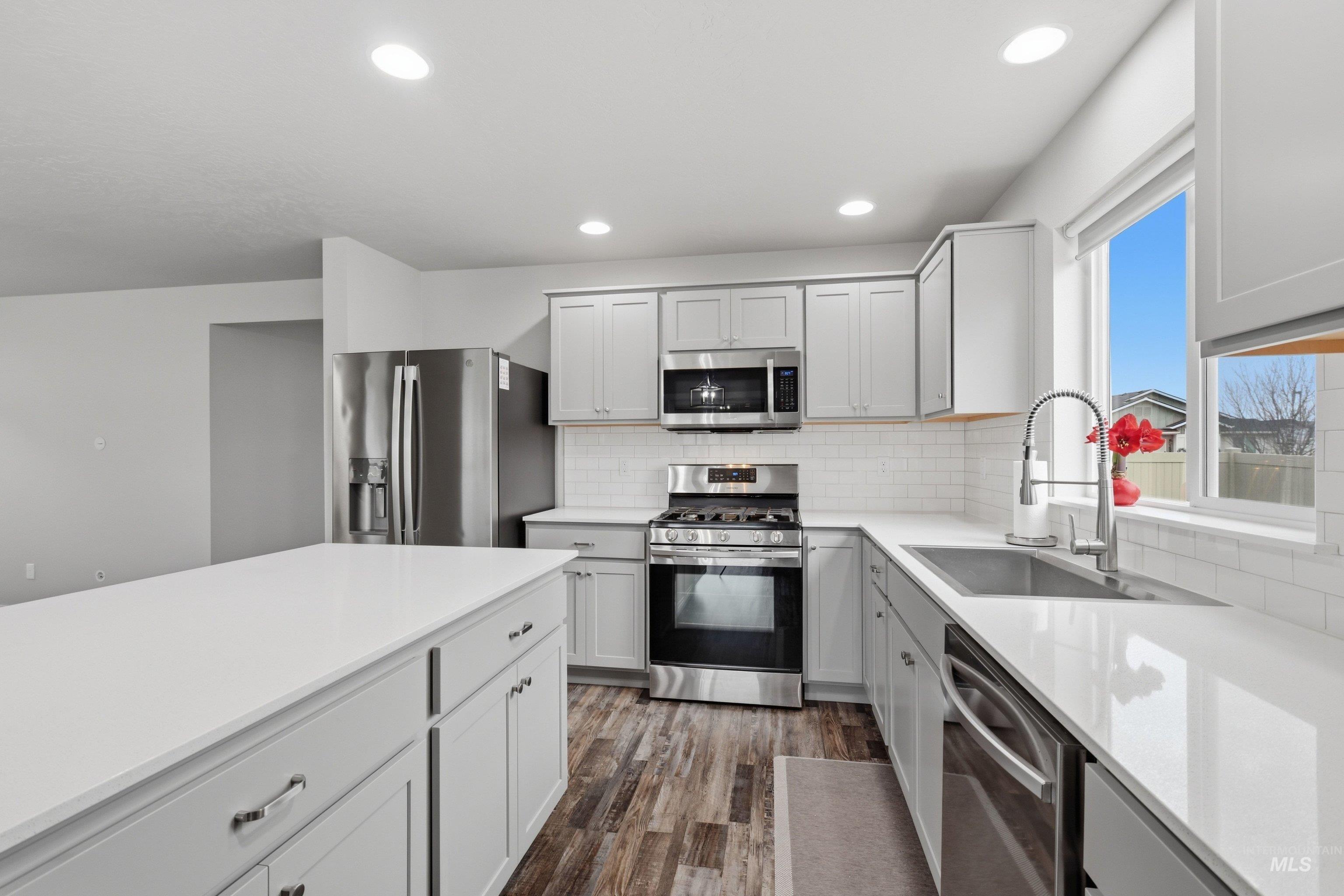 16899 N Lowerfield Loop, Nampa, Idaho 83687, 4 Bedrooms, 2.5 Bathrooms, Residential For Sale, Price $539,900, 98980040