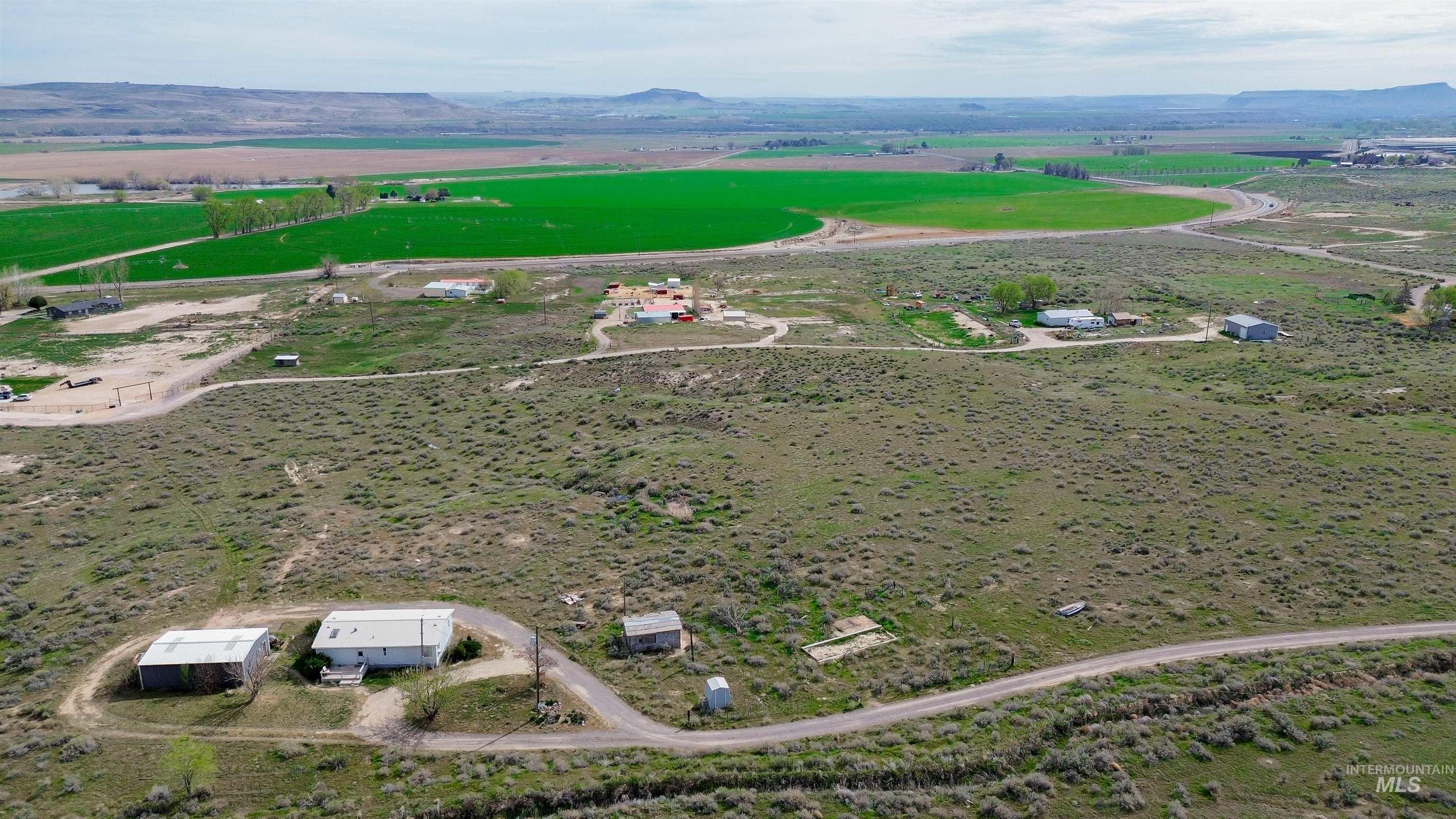 10384 China Ditch Rd, Melba, Idaho 83641, 2 Bedrooms, 2 Bathrooms, Residential For Sale, Price $360,000, 98980041