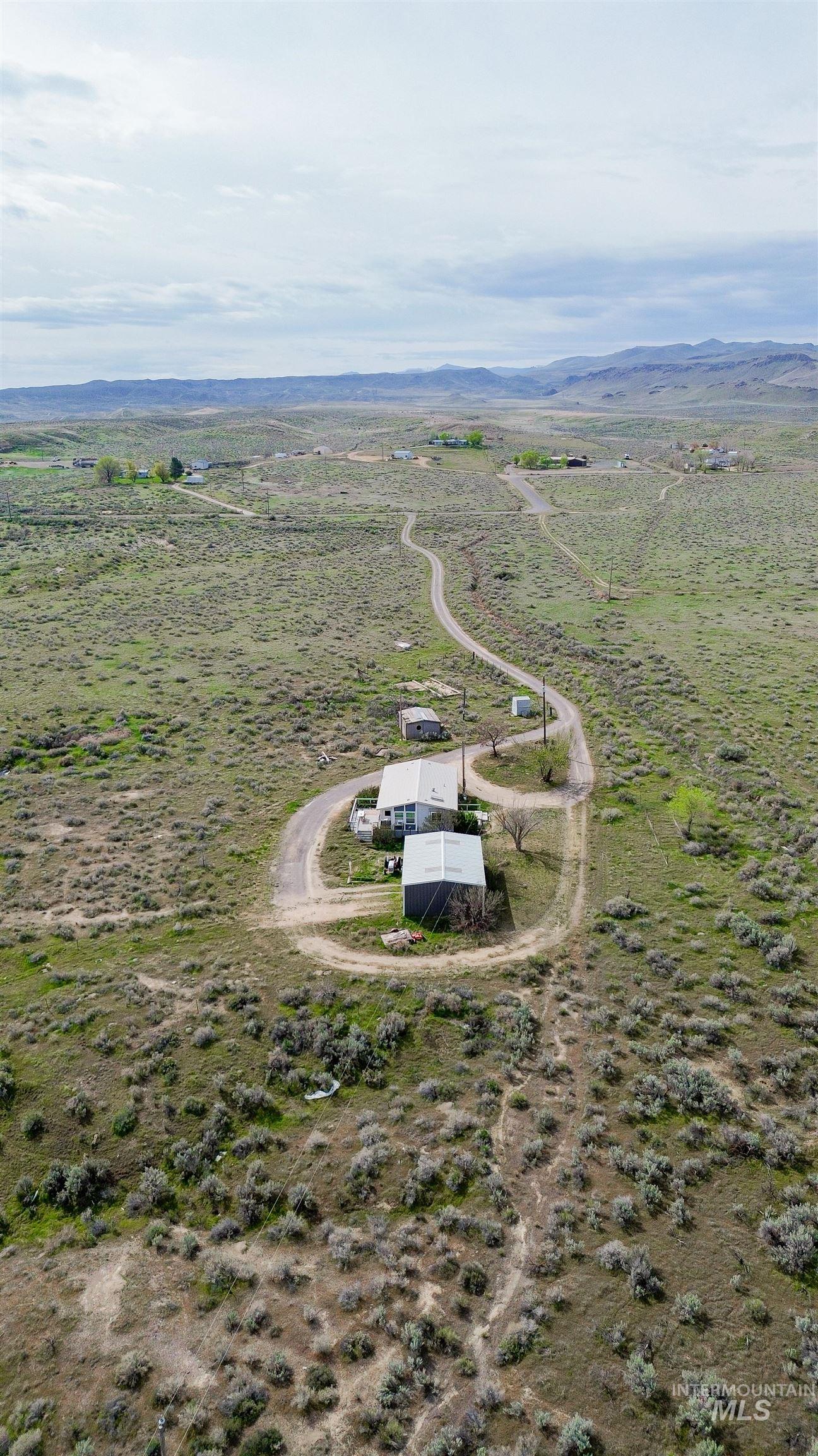 10384 China Ditch Rd, Melba, Idaho 83641, 2 Bedrooms, 2 Bathrooms, Residential For Sale, Price $360,000, 98980041