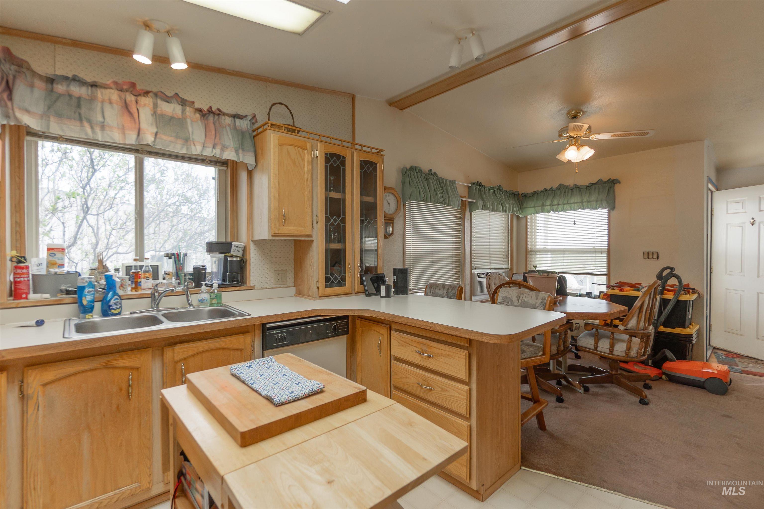 10384 China Ditch Rd, Melba, Idaho 83641, 2 Bedrooms, 2 Bathrooms, Residential For Sale, Price $360,000, 98980041