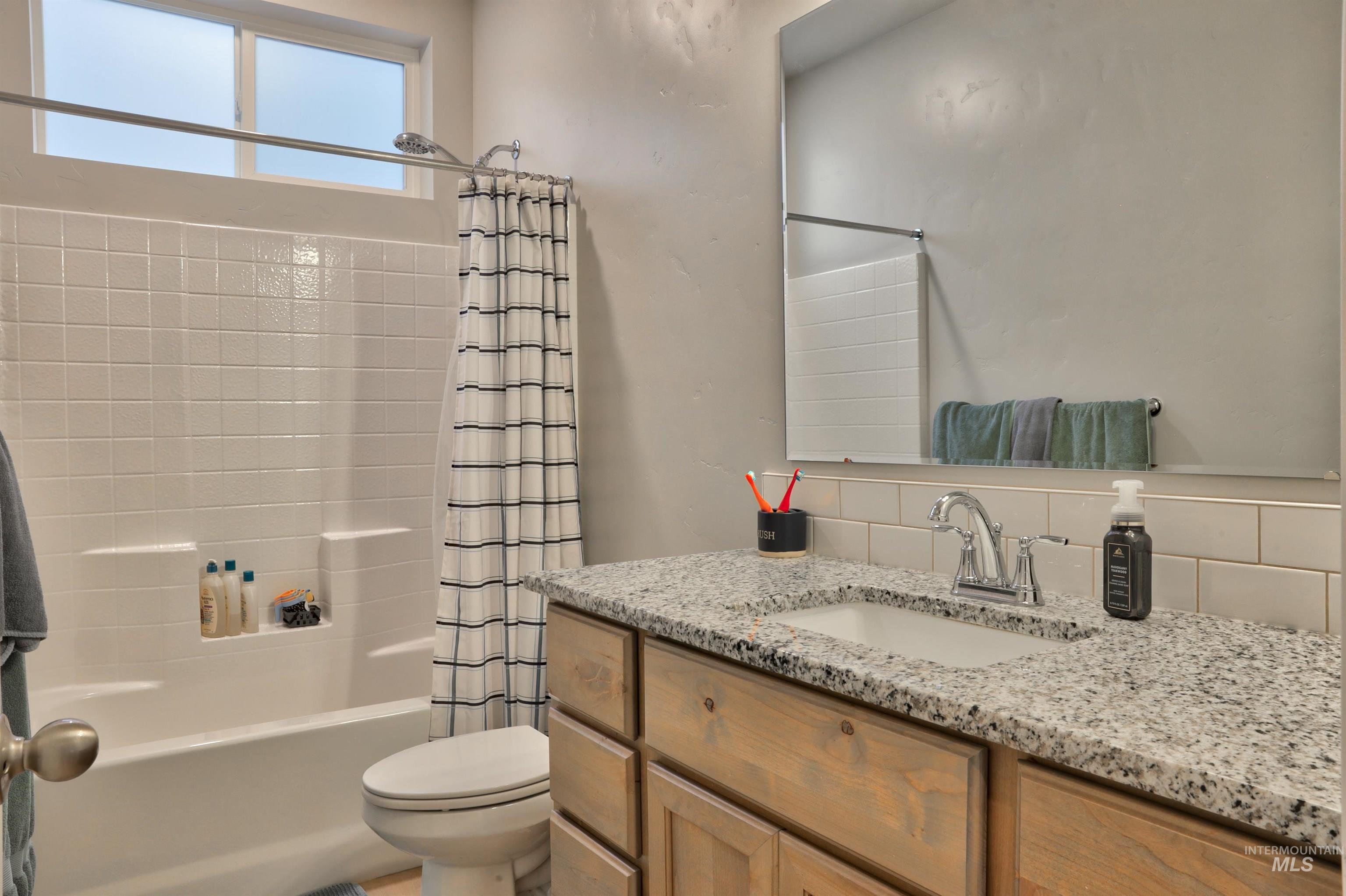 12737 S S Arezzo Way, Nampa, Idaho 83686, 4 Bedrooms, 2 Bathrooms, Residential For Sale, Price $519,000, 98980043