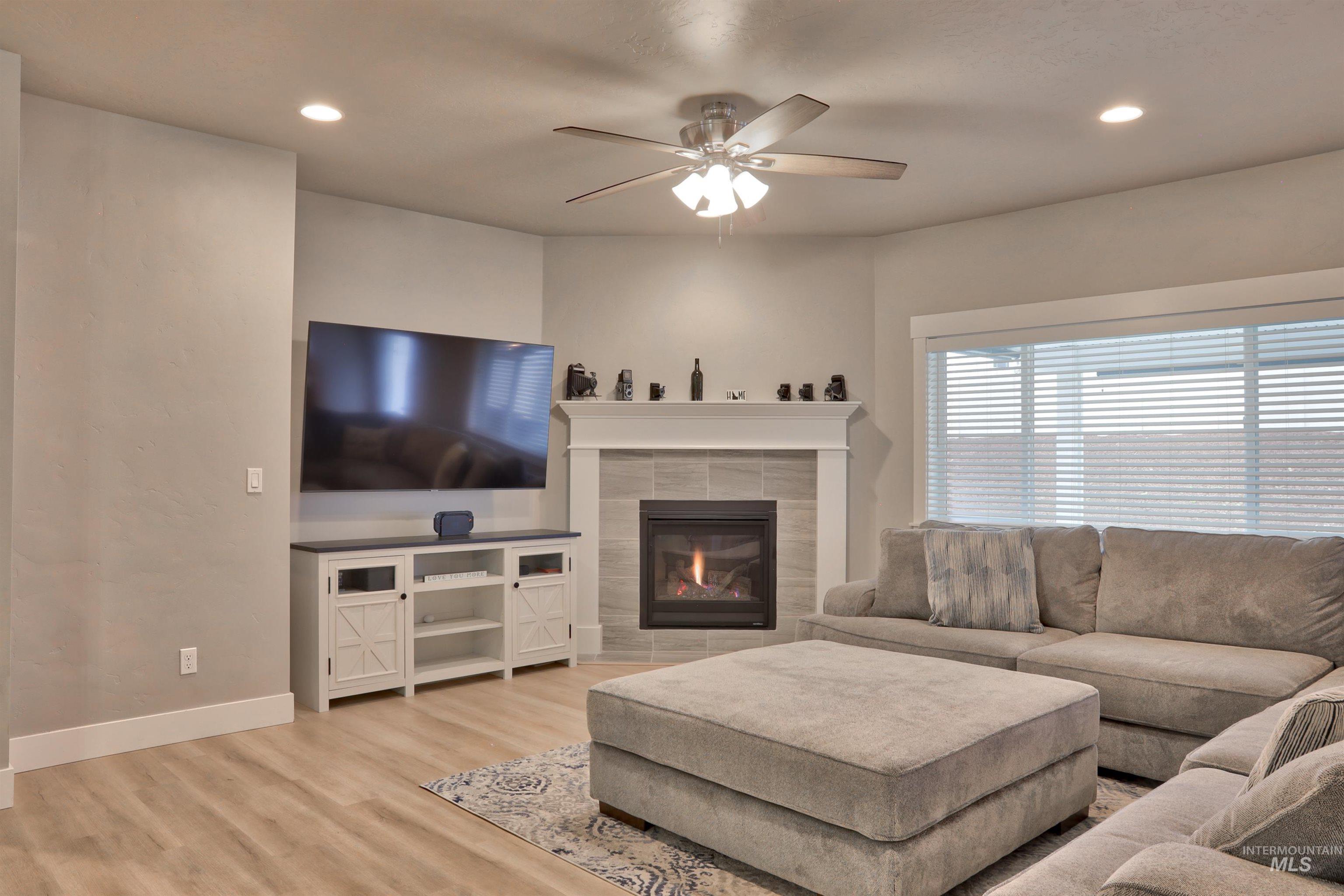 12737 S S Arezzo Way, Nampa, Idaho 83686, 4 Bedrooms, 2 Bathrooms, Residential For Sale, Price $519,000, 98980043