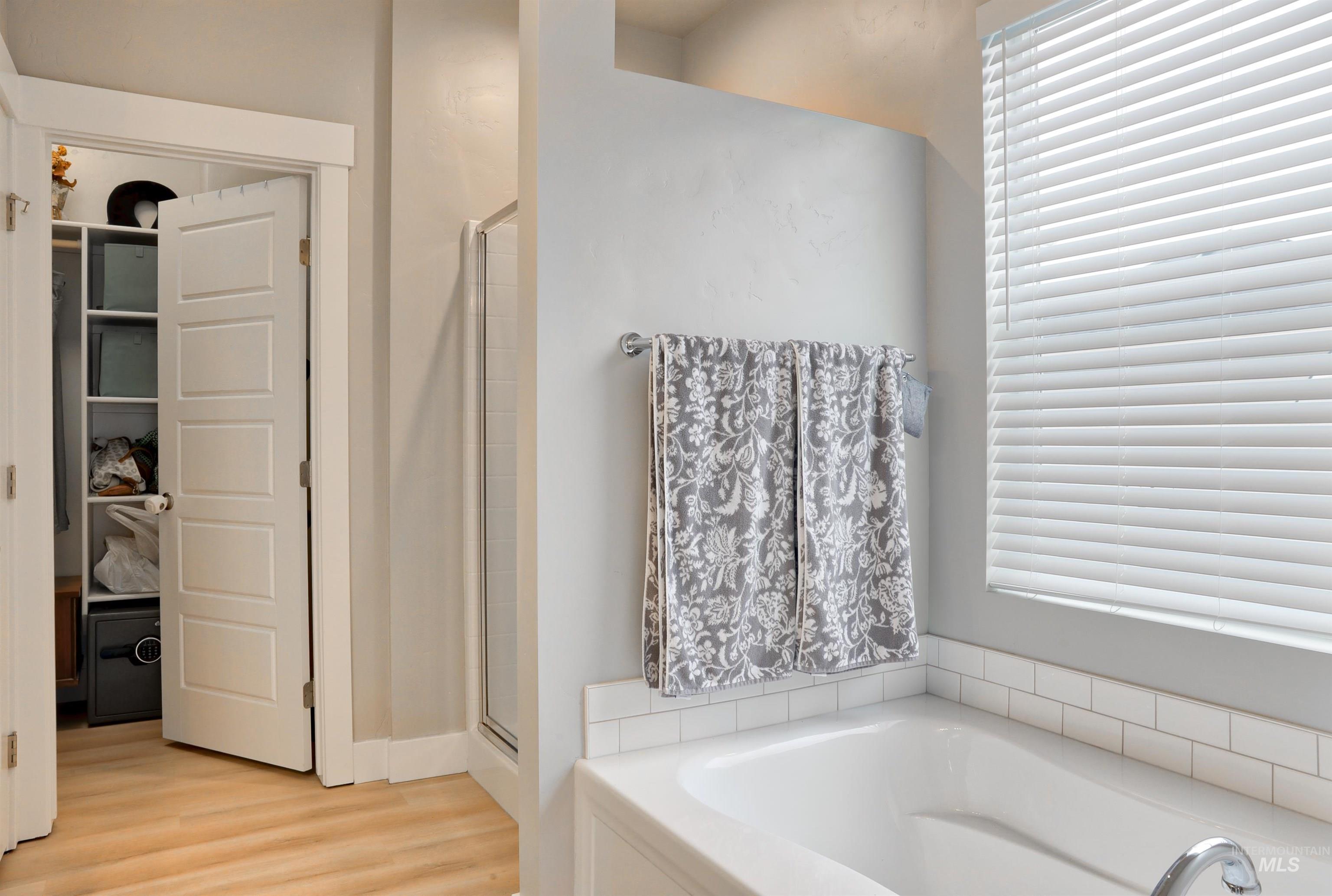 12737 S S Arezzo Way, Nampa, Idaho 83686, 4 Bedrooms, 2 Bathrooms, Residential For Sale, Price $519,000, 98980043