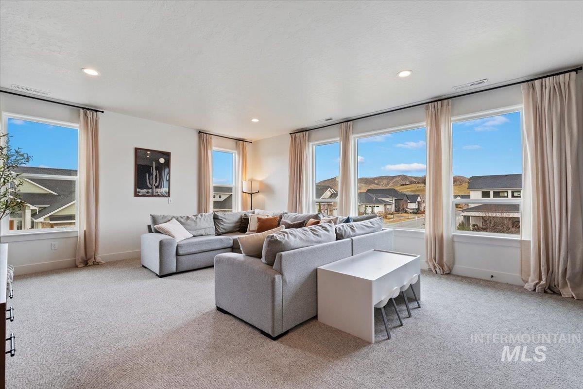 8448 W Brooks Dr, Boise, Idaho 83714, 5 Bedrooms, 3 Bathrooms, Residential For Sale, Price $1,129,000, 98980045