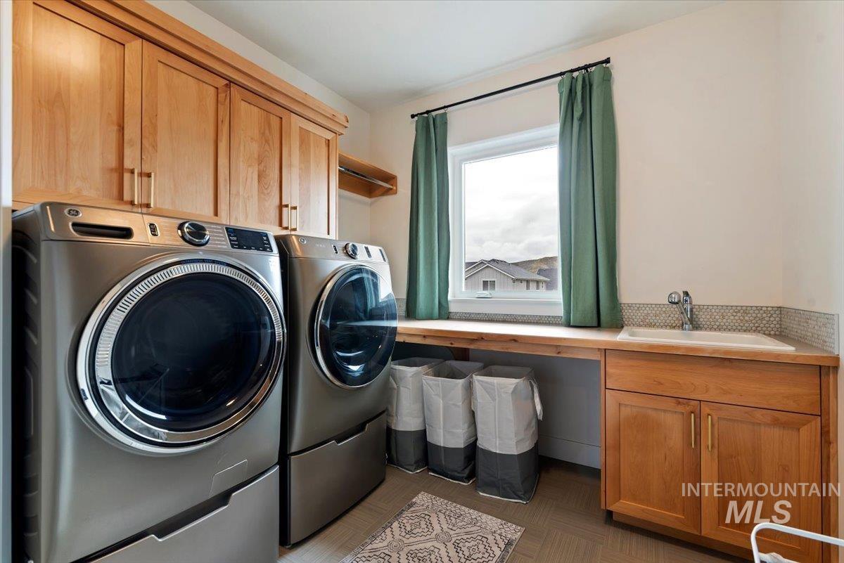 8448 W Brooks Dr, Boise, Idaho 83714, 5 Bedrooms, 3 Bathrooms, Residential For Sale, Price $1,099,000, 98980045