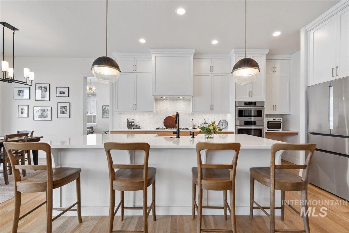 8448 W Brooks Dr, Boise, Idaho 83714, 5 Bedrooms, 3 Bathrooms, Residential For Sale, Price $1,129,000, 98980045