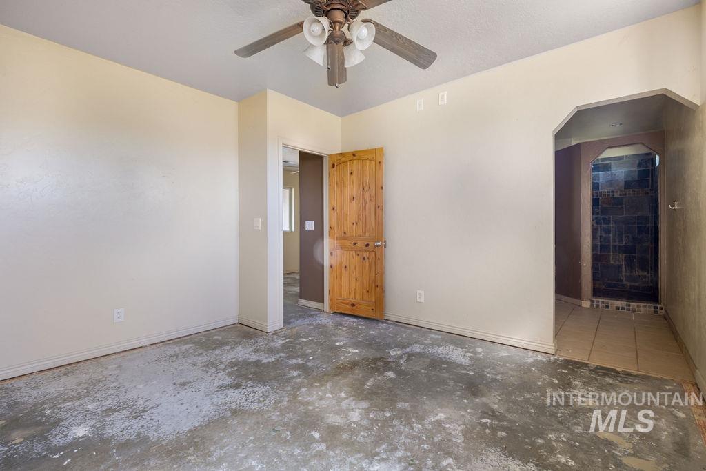 7370 Sagebrush Lane, Caldwell, Idaho 83607, 3 Bedrooms, 2 Bathrooms, Residential For Sale, Price $524,900, 98980046