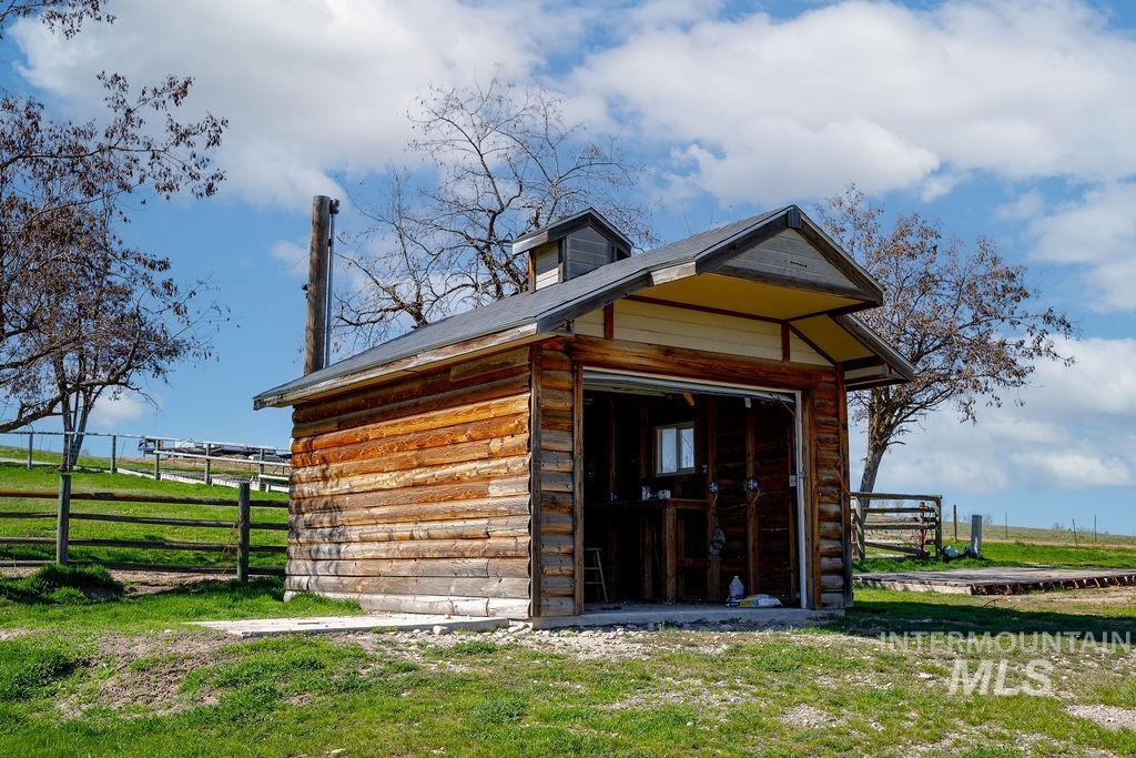 7370 Sagebrush Lane, Caldwell, Idaho 83607, 3 Bedrooms, 2 Bathrooms, Residential For Sale, Price $524,900, 98980046