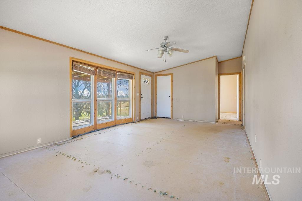 7370 Sagebrush Lane, Caldwell, Idaho 83607, 3 Bedrooms, 2 Bathrooms, Residential For Sale, Price $524,900, 98980046