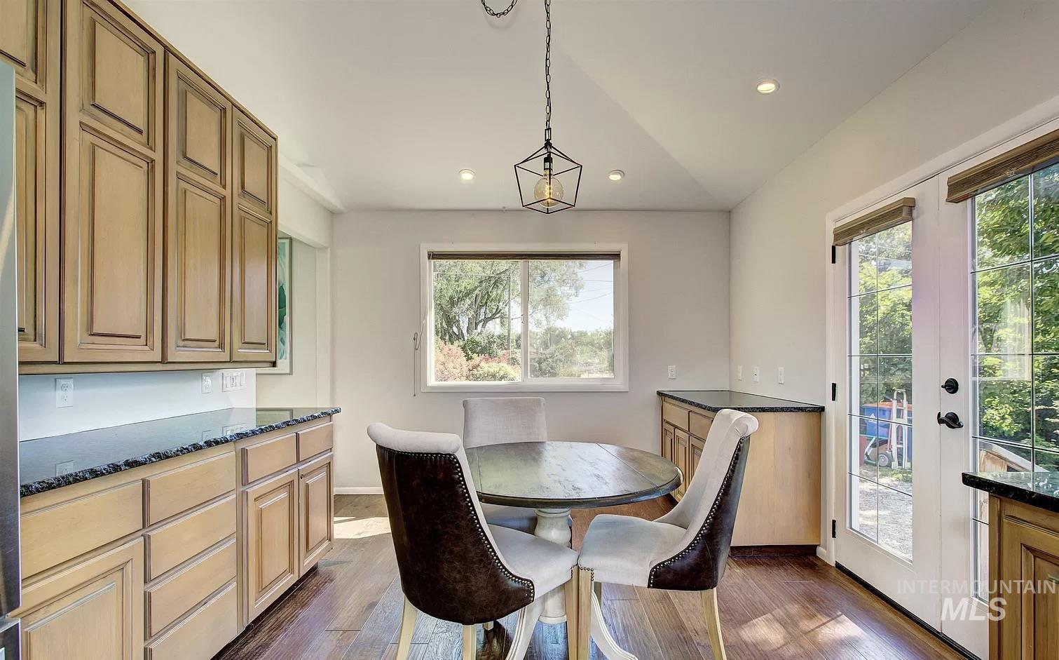 9326 W Wright Street, Boise, Idaho 83709, 3 Bedrooms, 2 Bathrooms, Residential For Sale, Price $819,700,MLS 98980047