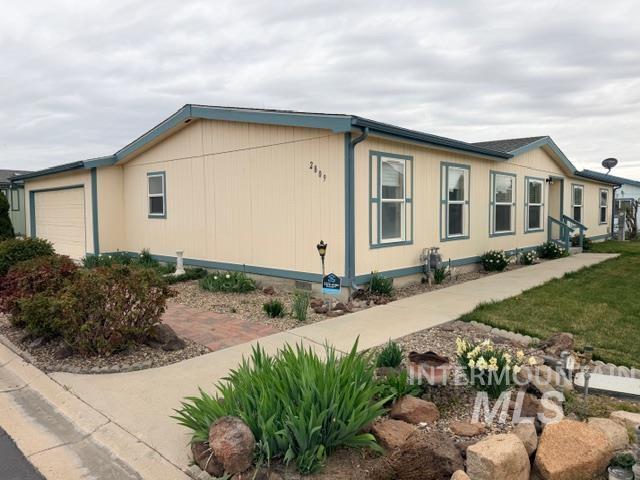 2809 Golden Rod Lane, Caldwell, Idaho 83605, 3 Bedrooms, 2 Bathrooms, Residential For Sale, Price $285,000, 98980048