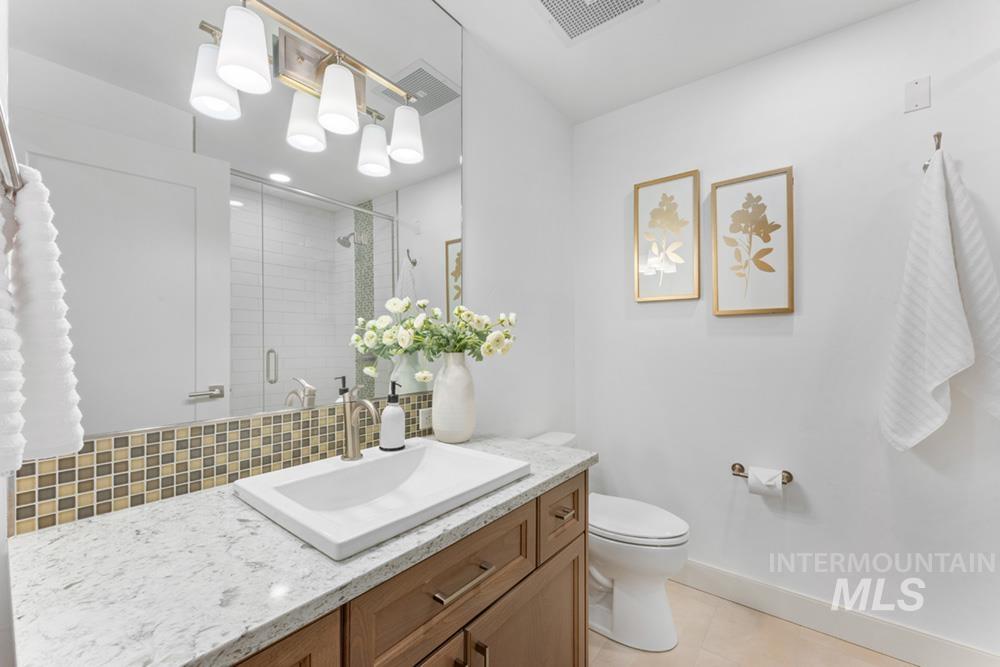 2967 W Crescent Rim Dr, Boise, Idaho 83706, 2 Bedrooms, 2 Bathrooms, Residential For Sale, Price $849,900,MLS 98980049