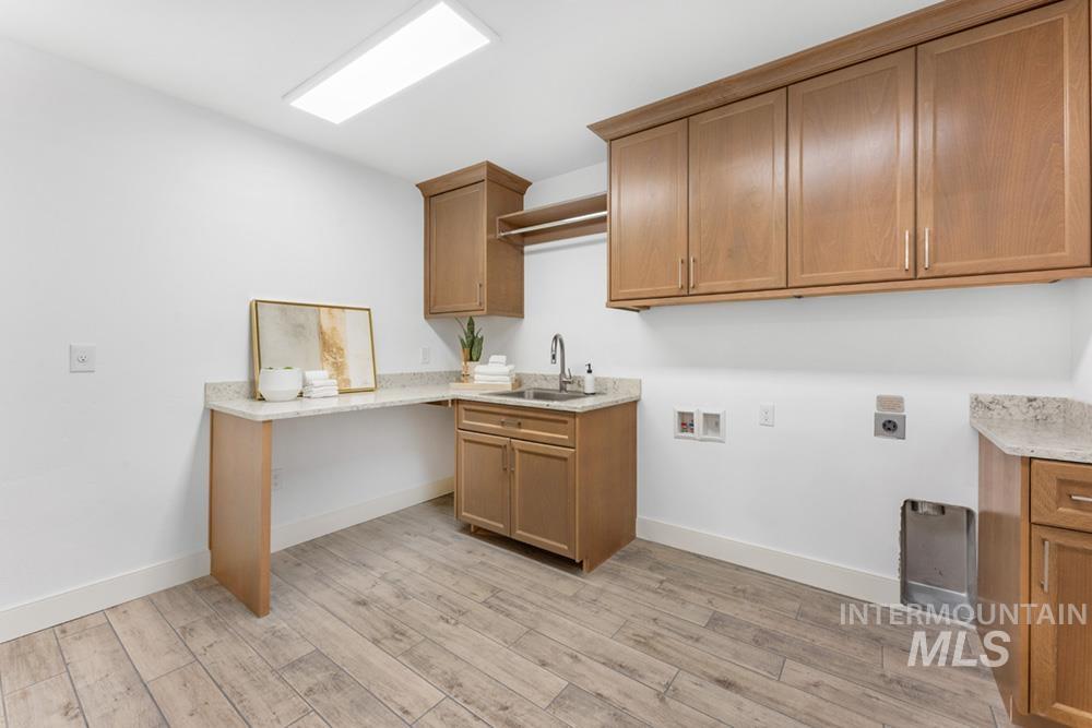 2967 W Crescent Rim Dr, Boise, Idaho 83706, 2 Bedrooms, 2 Bathrooms, Residential For Sale, Price $849,900,MLS 98980049