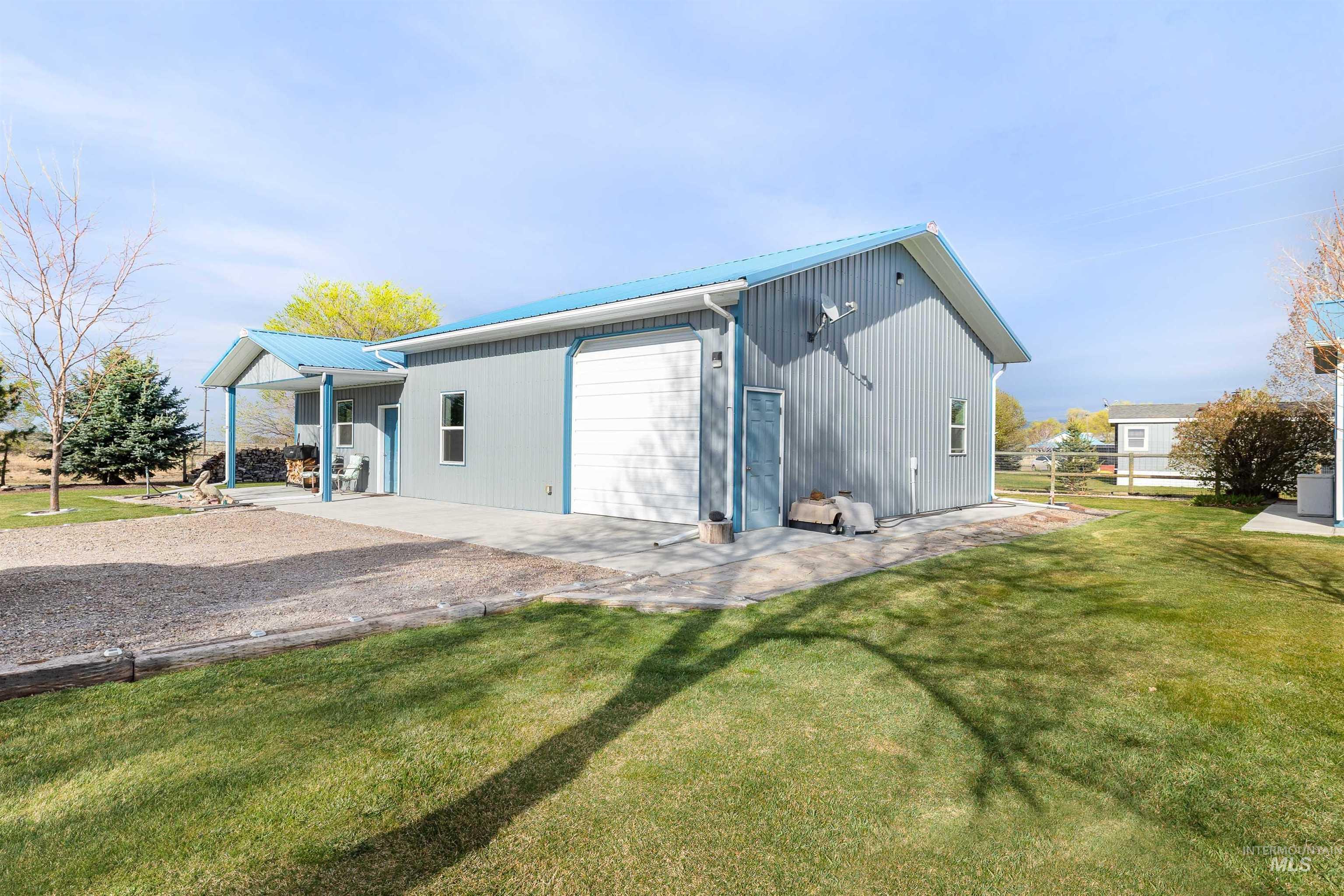 1512 N 2272 E, Rogerson, Idaho 83302, 2 Bedrooms, 2 Bathrooms, Residential For Sale, Price $350,000, 98980057