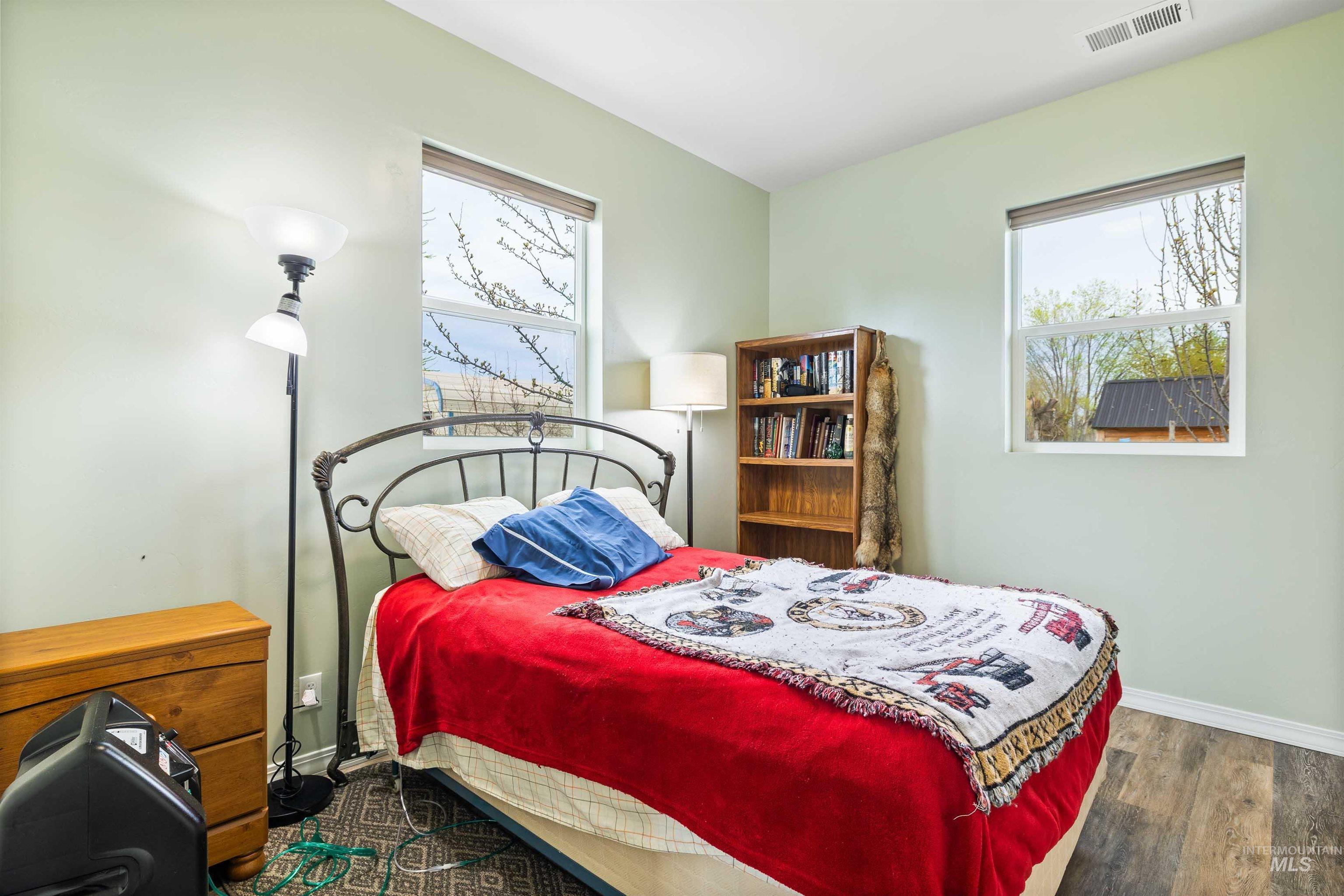 1512 N 2272 E, Rogerson, Idaho 83302, 2 Bedrooms, 2 Bathrooms, Residential For Sale, Price $350,000, 98980057