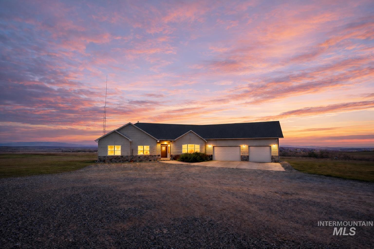 2048 6th Ave. West, Vale, Oregon 97918, 6 Bedrooms, 3 Bathrooms, Residential For Sale, Price $859,900,MLS 98980059