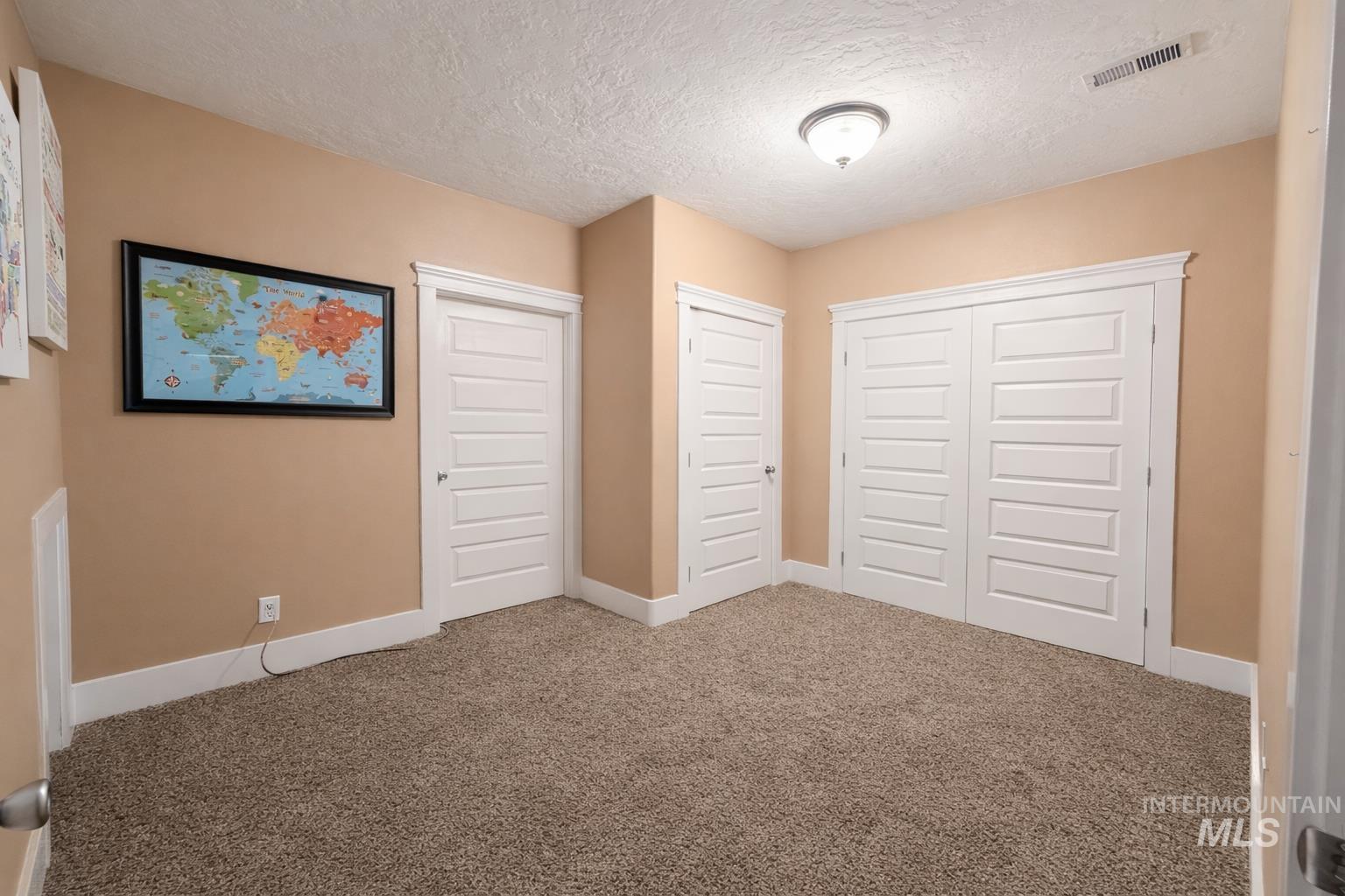 2048 6th Ave. West, Vale, Oregon 97918, 6 Bedrooms, 3 Bathrooms, Residential For Sale, Price $859,900,MLS 98980059